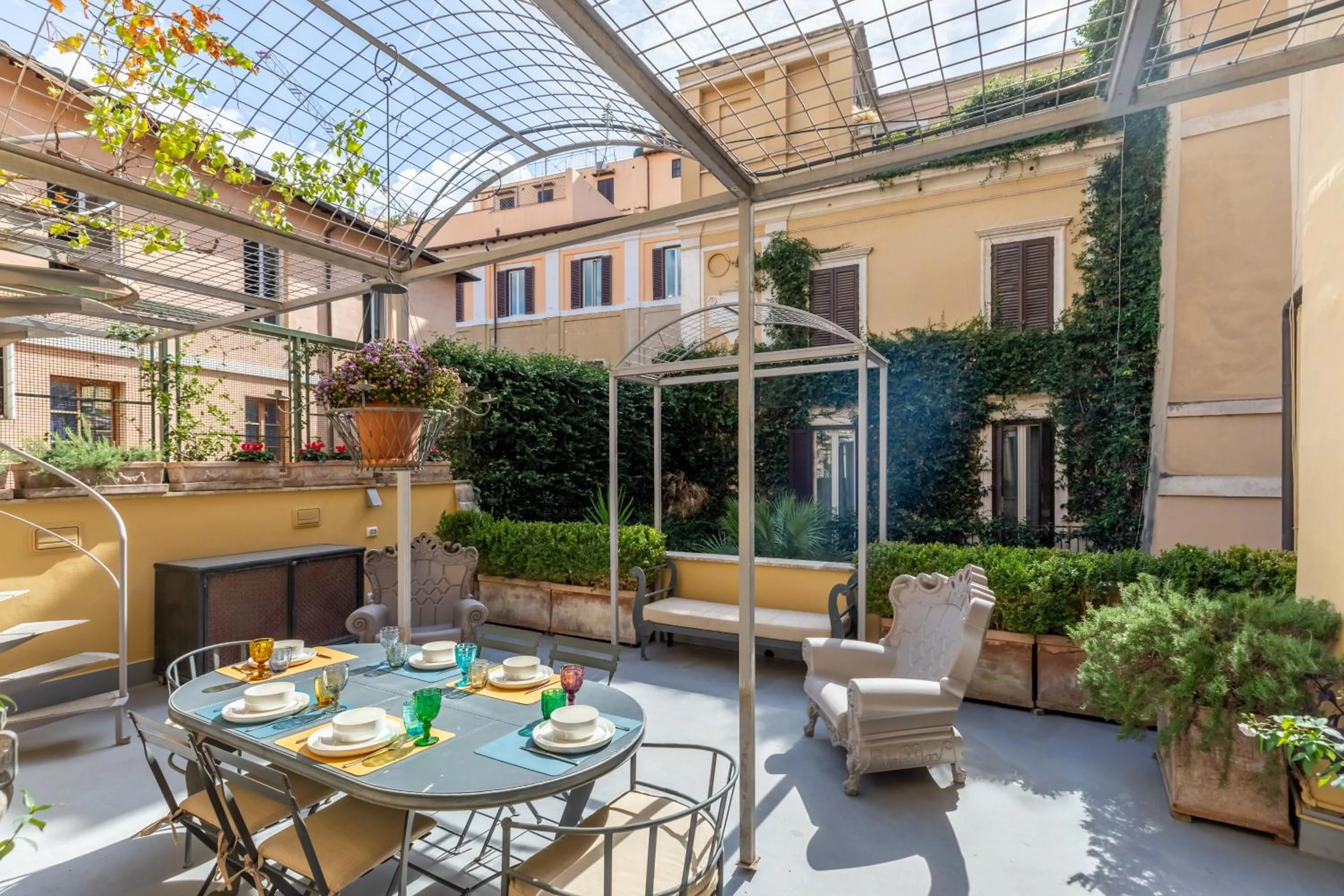 Patio in Ara di Marte Suites
