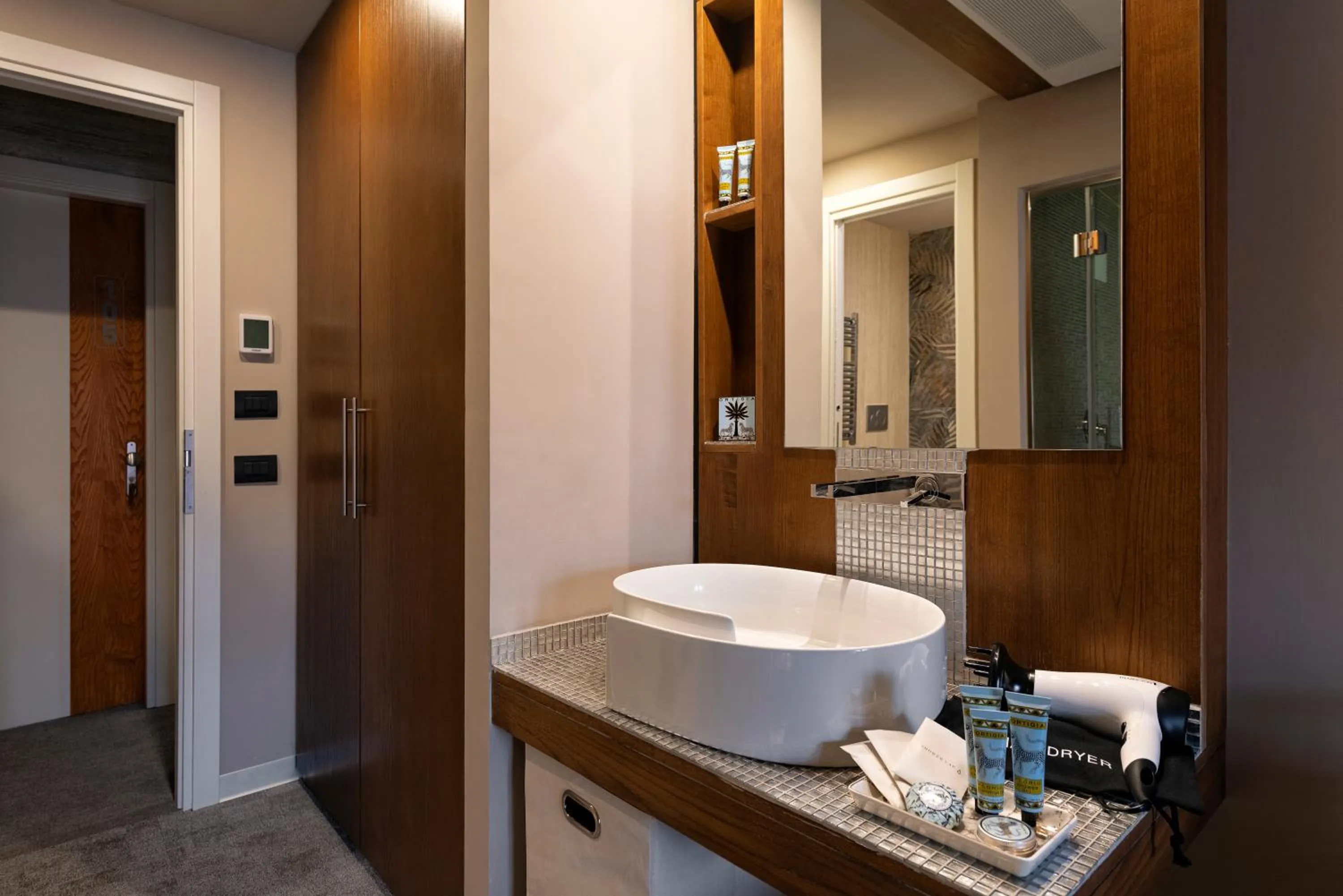 Bathroom in Ara di Marte Suites