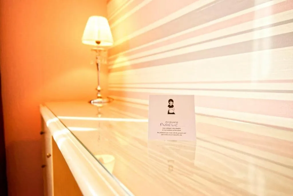 Decorative detail in Le Manoir