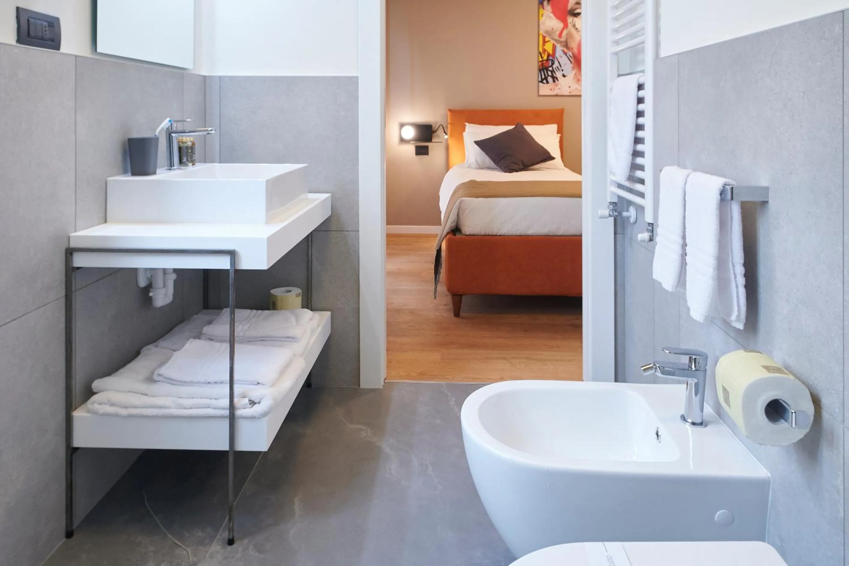 Bathroom, Bed in STAR RIBBON