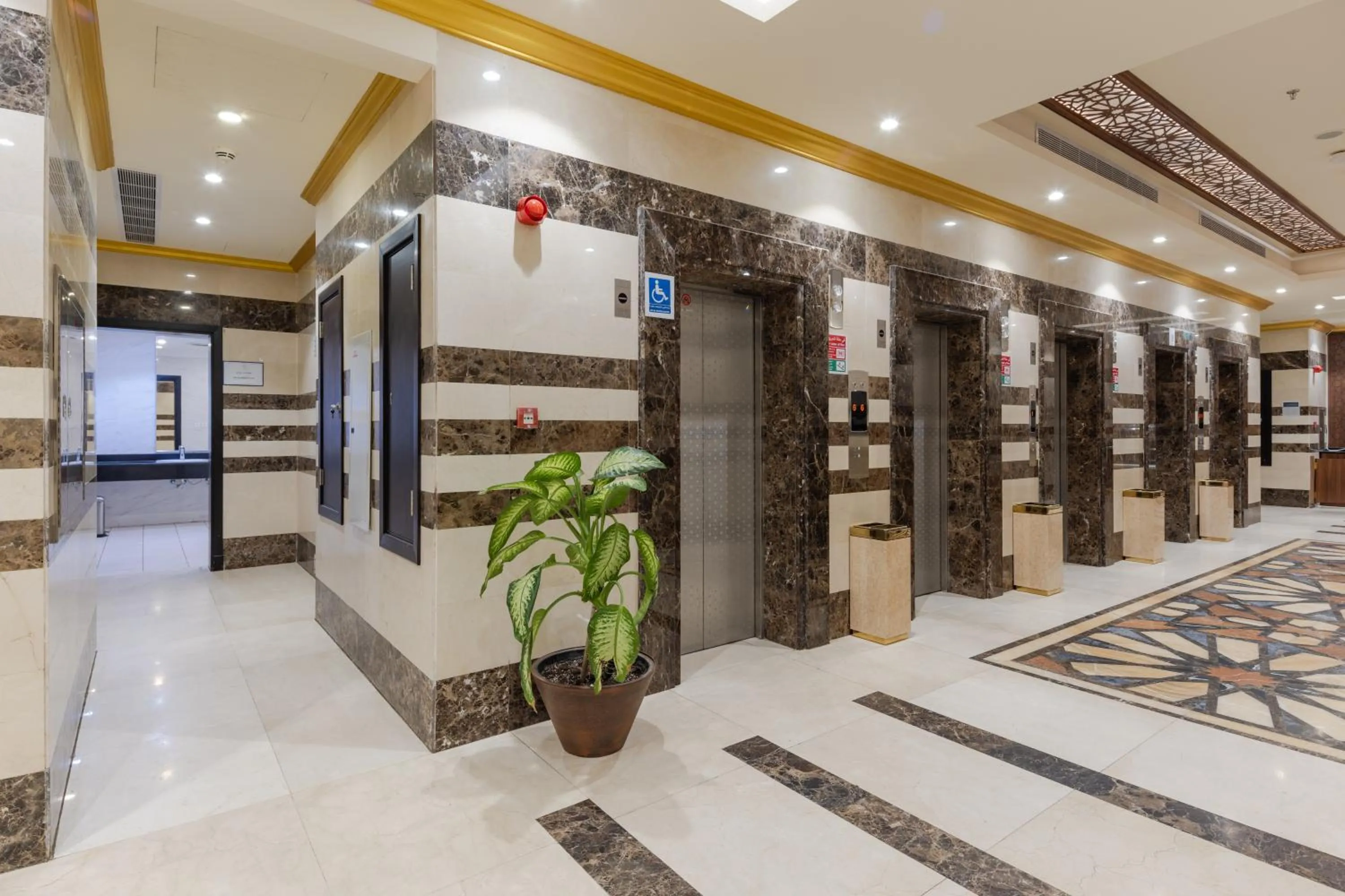 Lobby or reception in فندق سنود الدانة Snood Al Dana Hotel