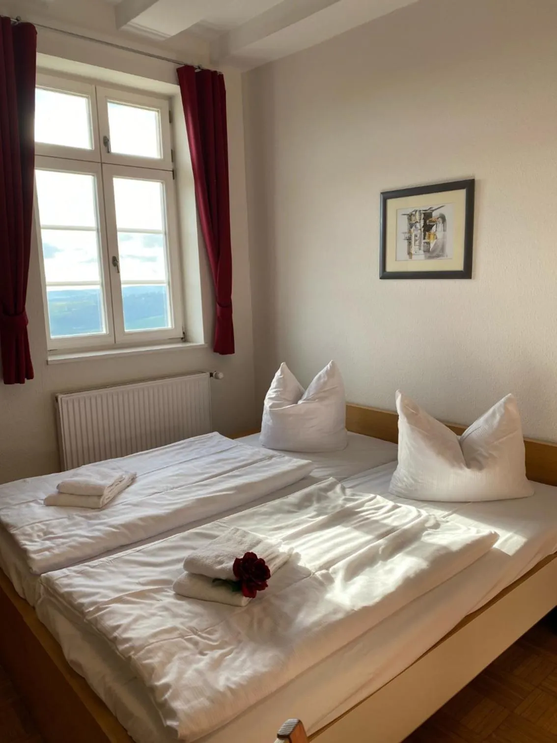 Photo of the whole room, Bed in Burg Bodenstein