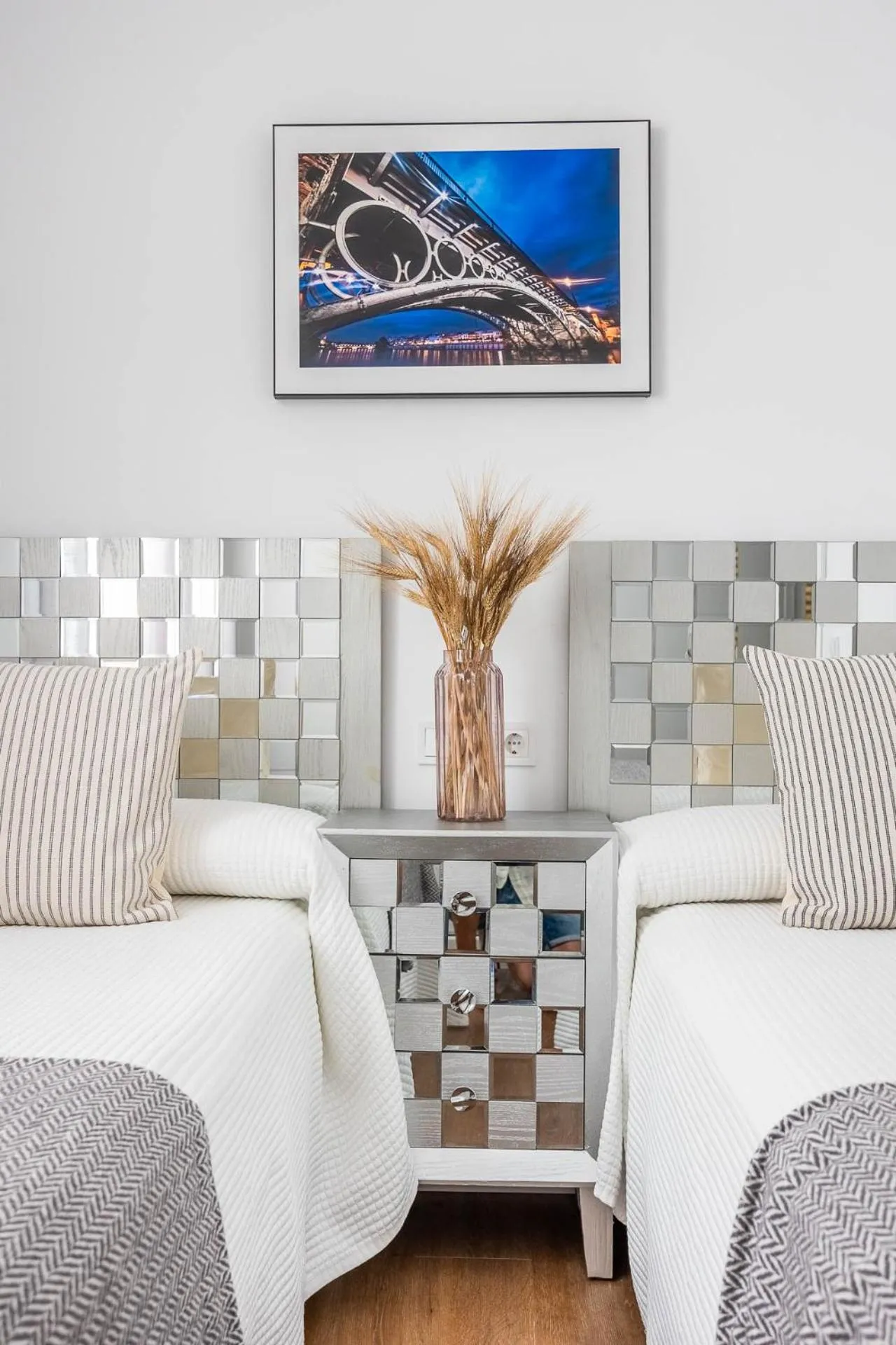 Bed in Apartamento Leyendas de Becquer A4