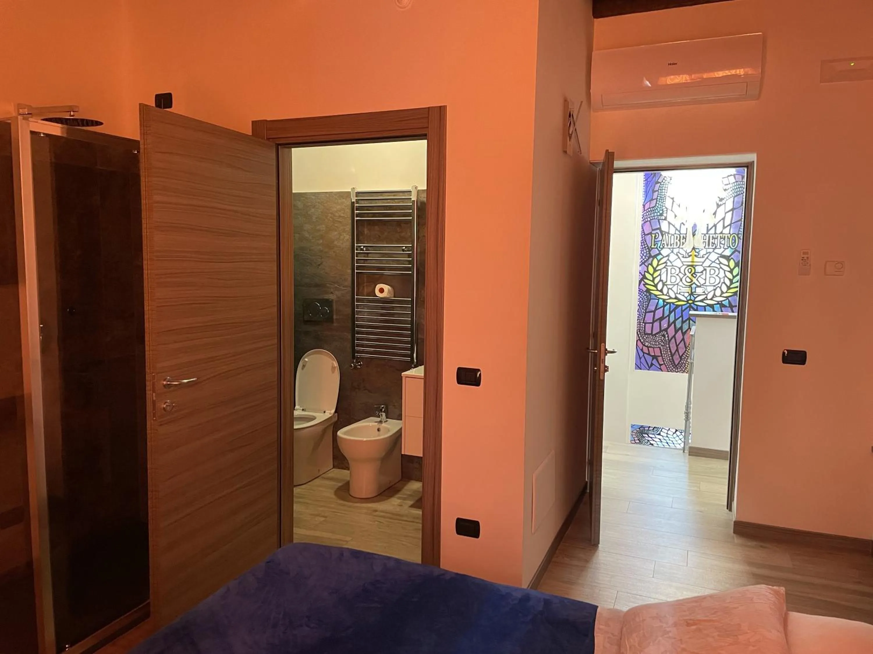 Bathroom in Poste Regie - Milan Guest House