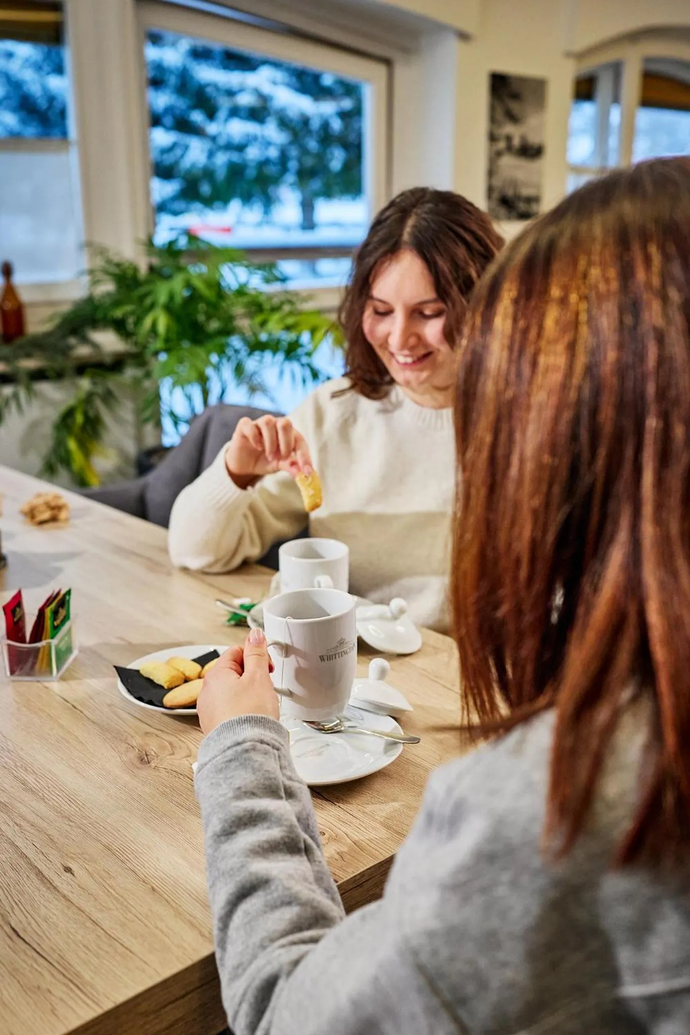 People in Hotel Hermitage