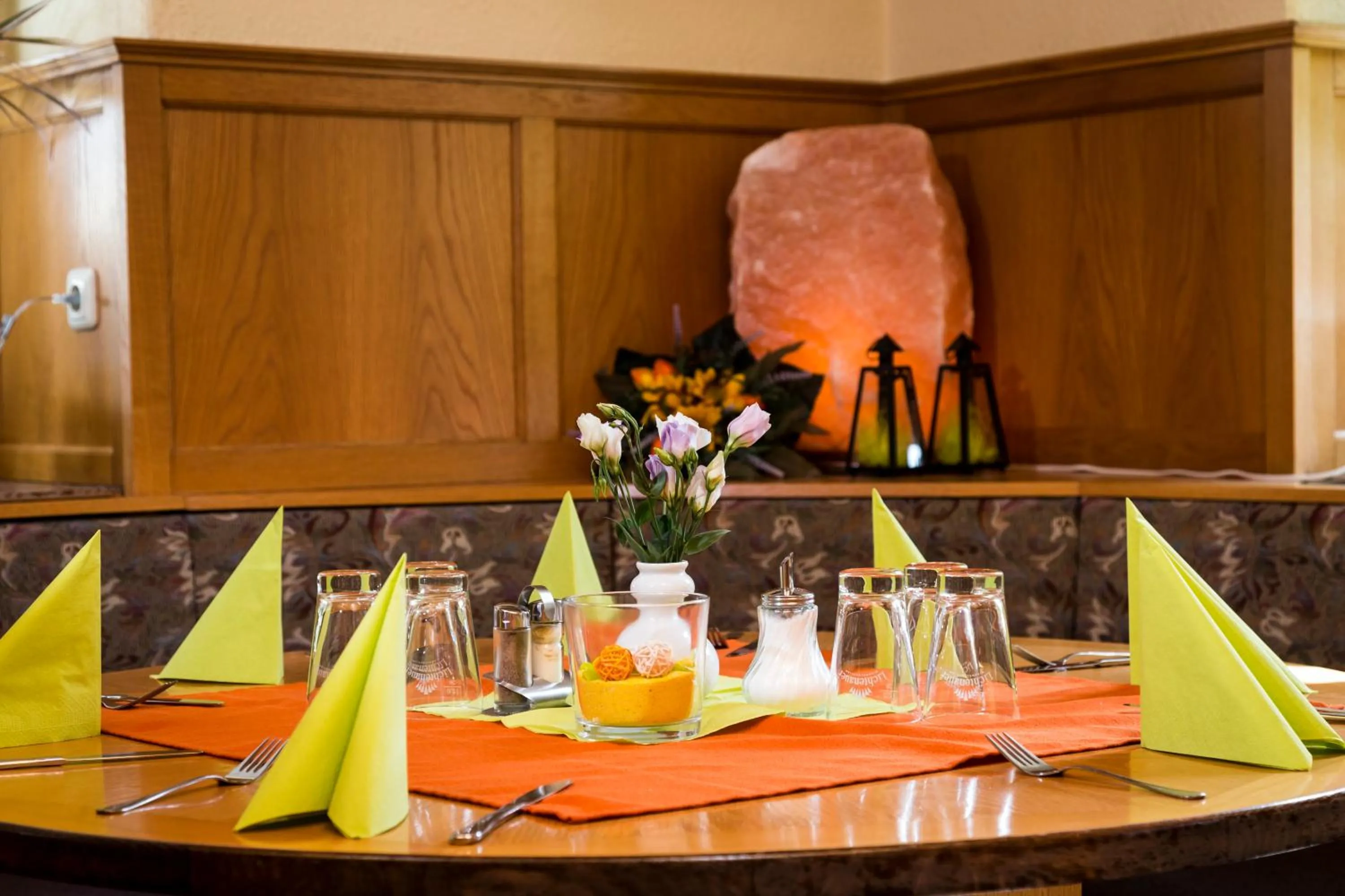 Restaurant/places to eat in Hotel Waldmühle