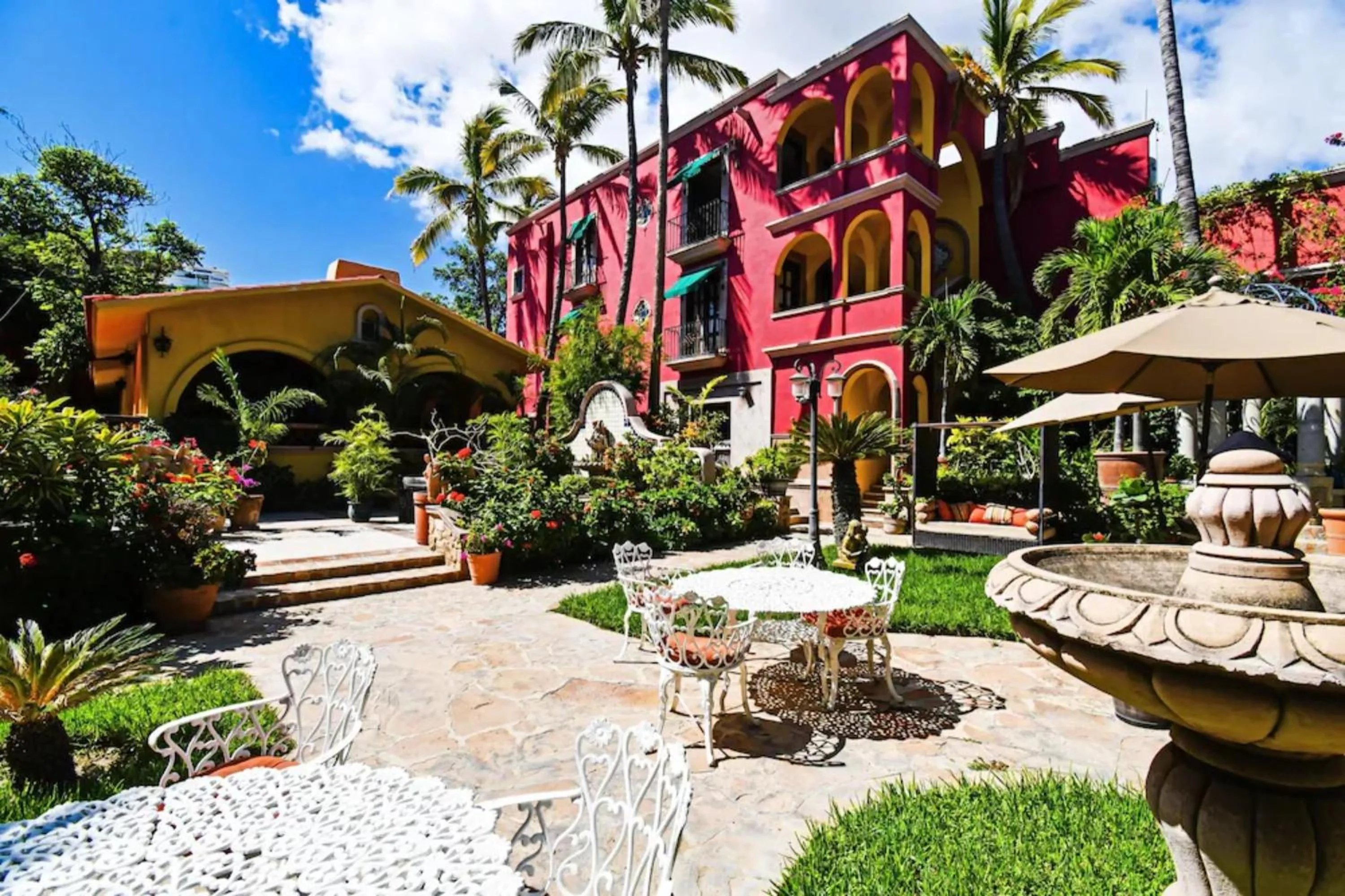 Property building in Collection O Casa Bella Hotel Boutique, Cabo San Lucas