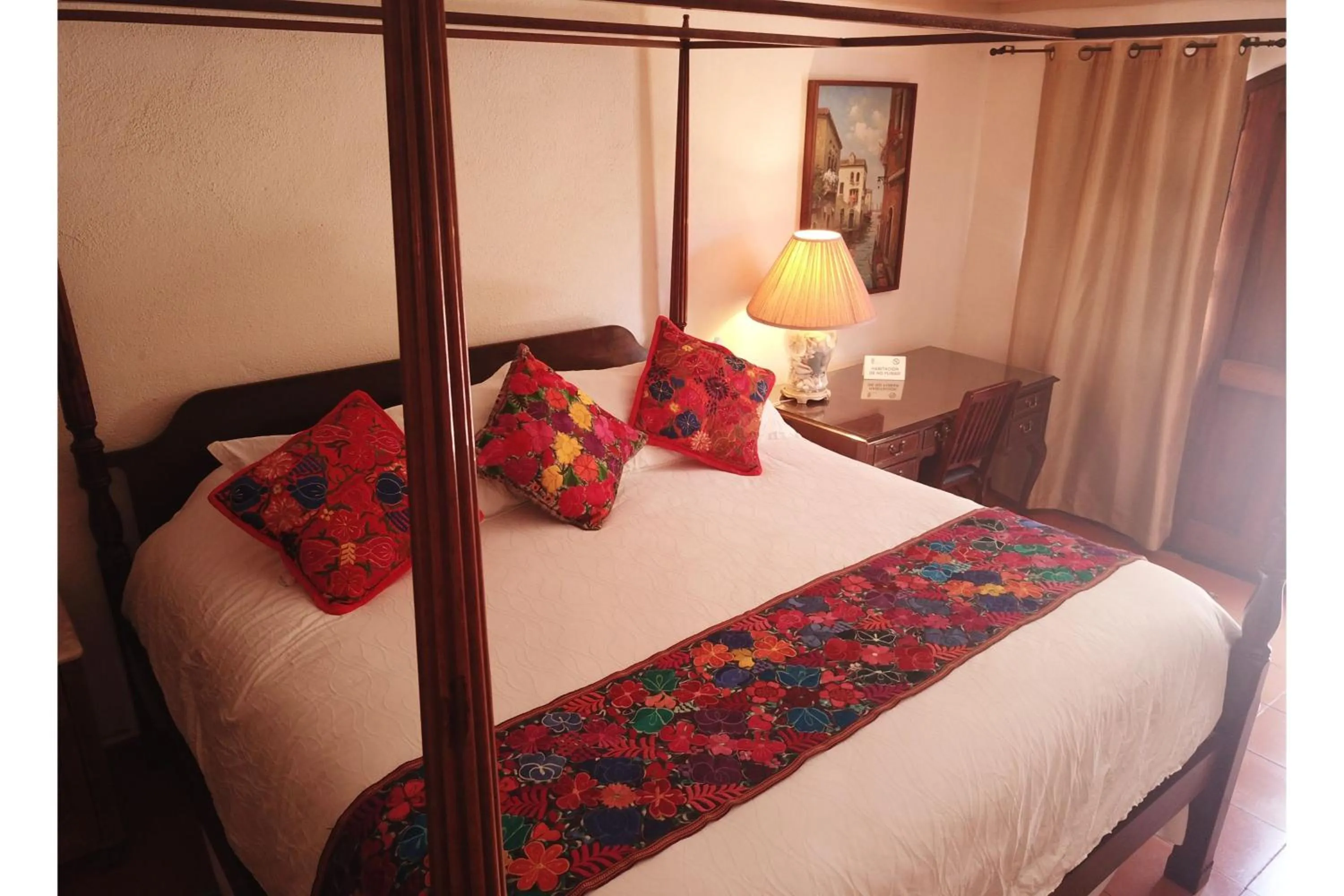 Bedroom, Bed in Collection O Casa Bella Hotel Boutique, Cabo San Lucas