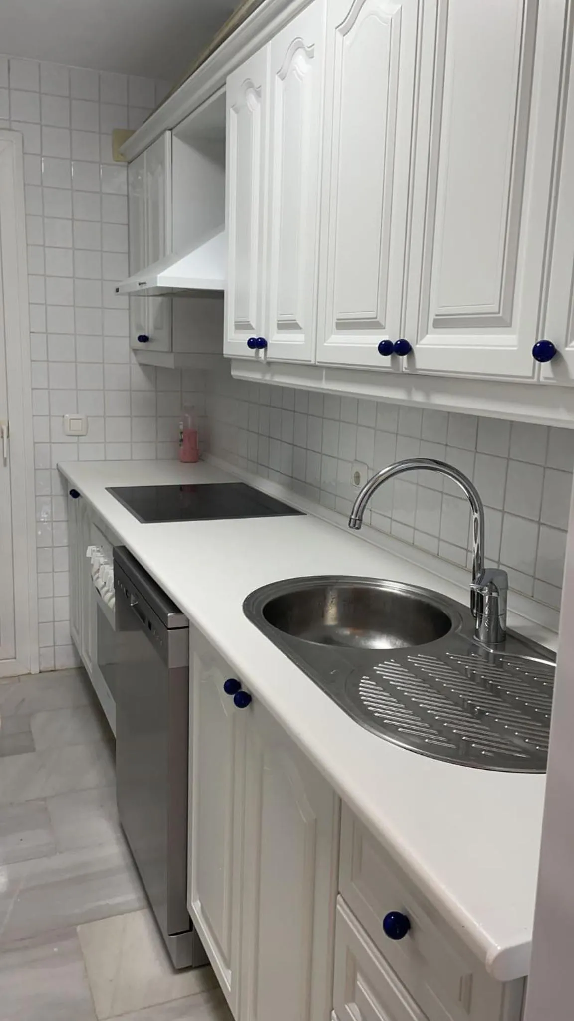 kitchen in Mi Capricho Luxury Apartment Bajo, P03