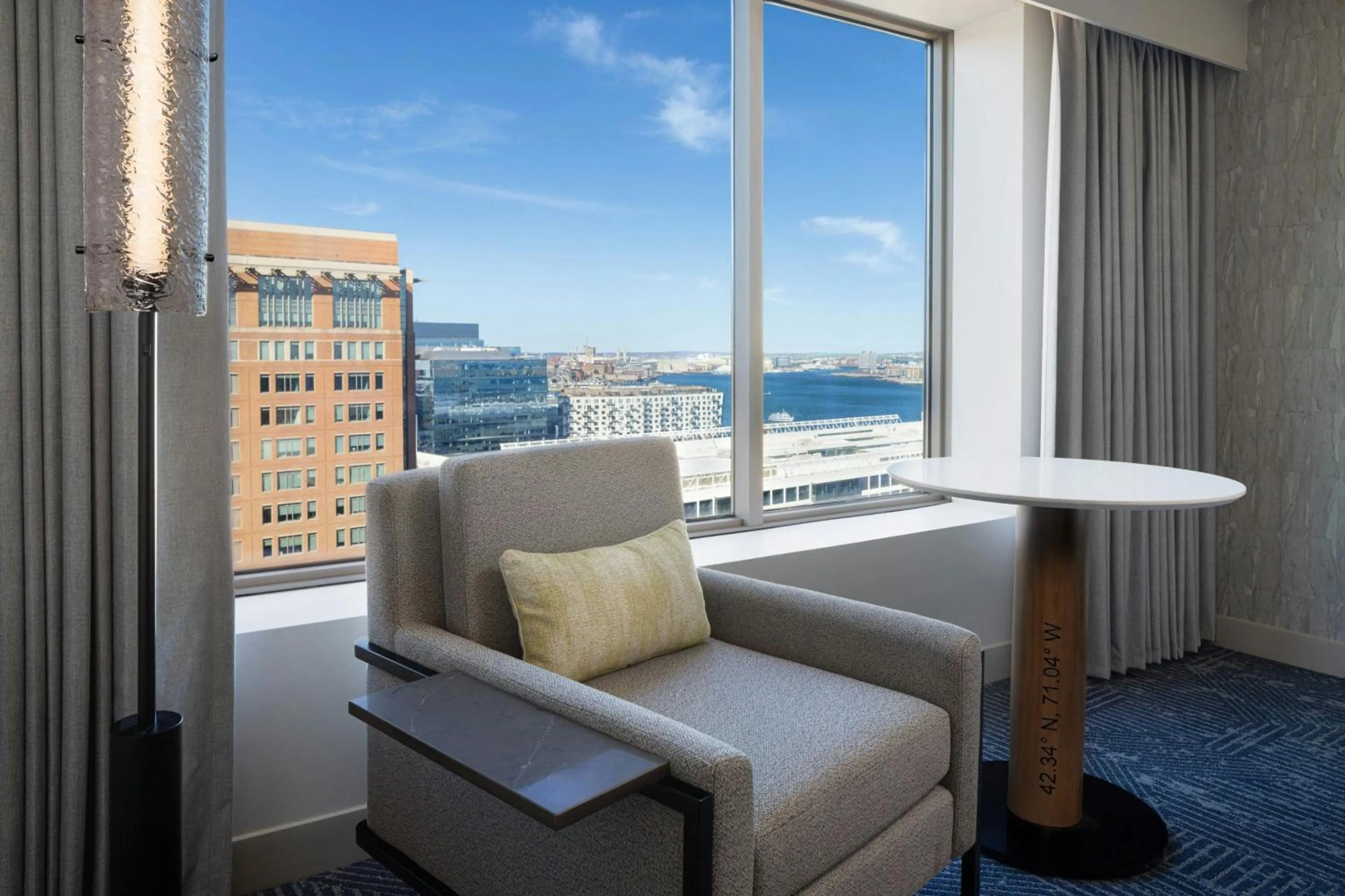 Photo of the whole room in Renaissance Boston Seaport District