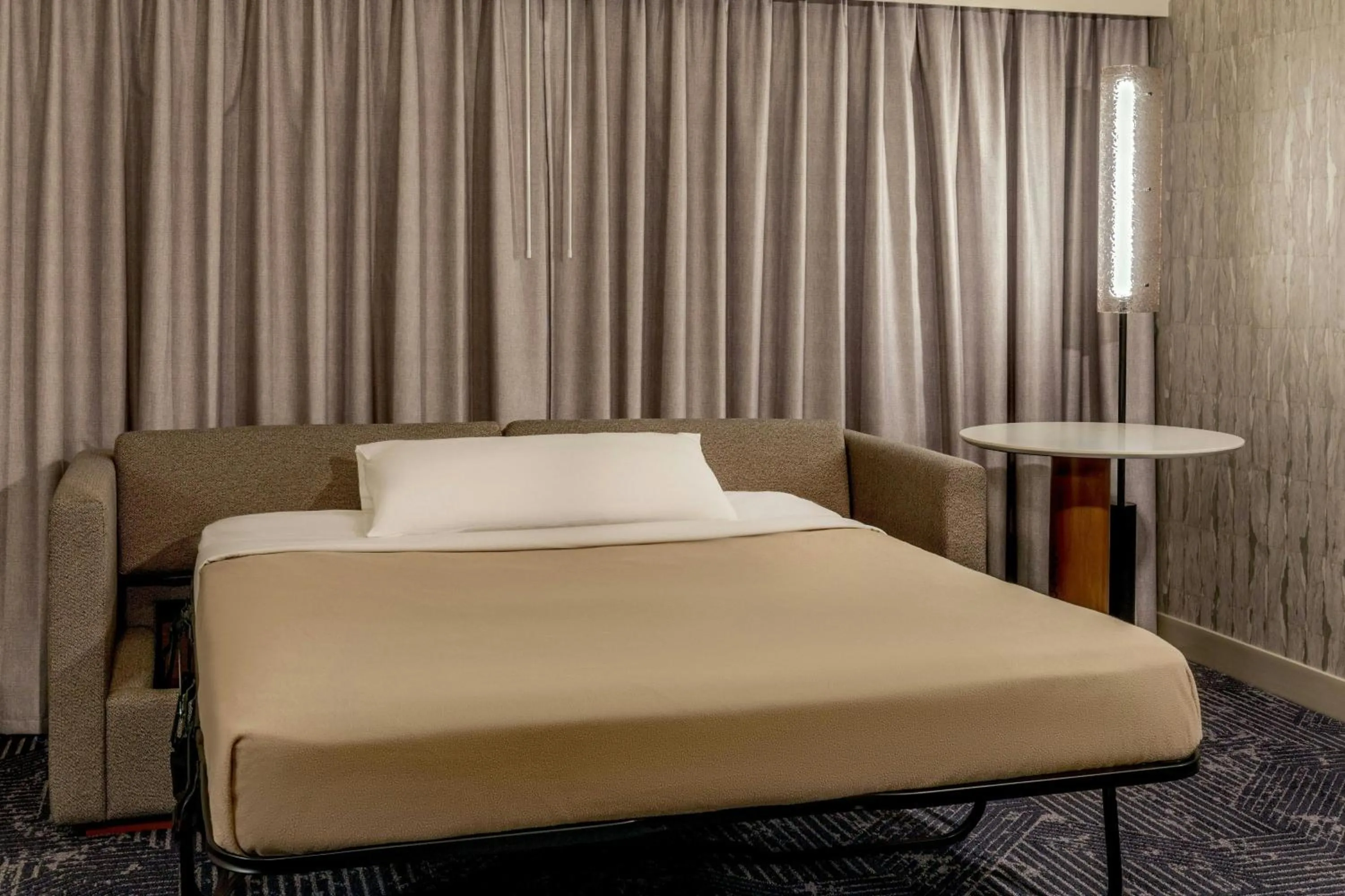 Photo of the whole room, Bed in Renaissance Boston Seaport District