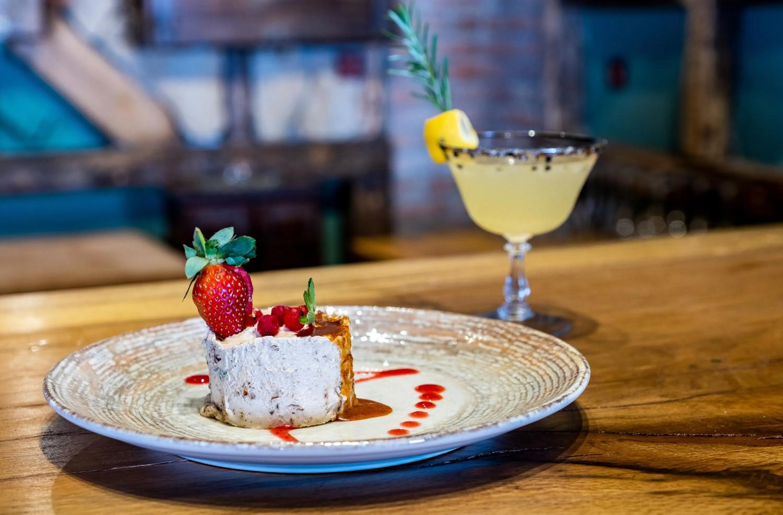 Food and drinks in The Canyon Kartepe and Restoran