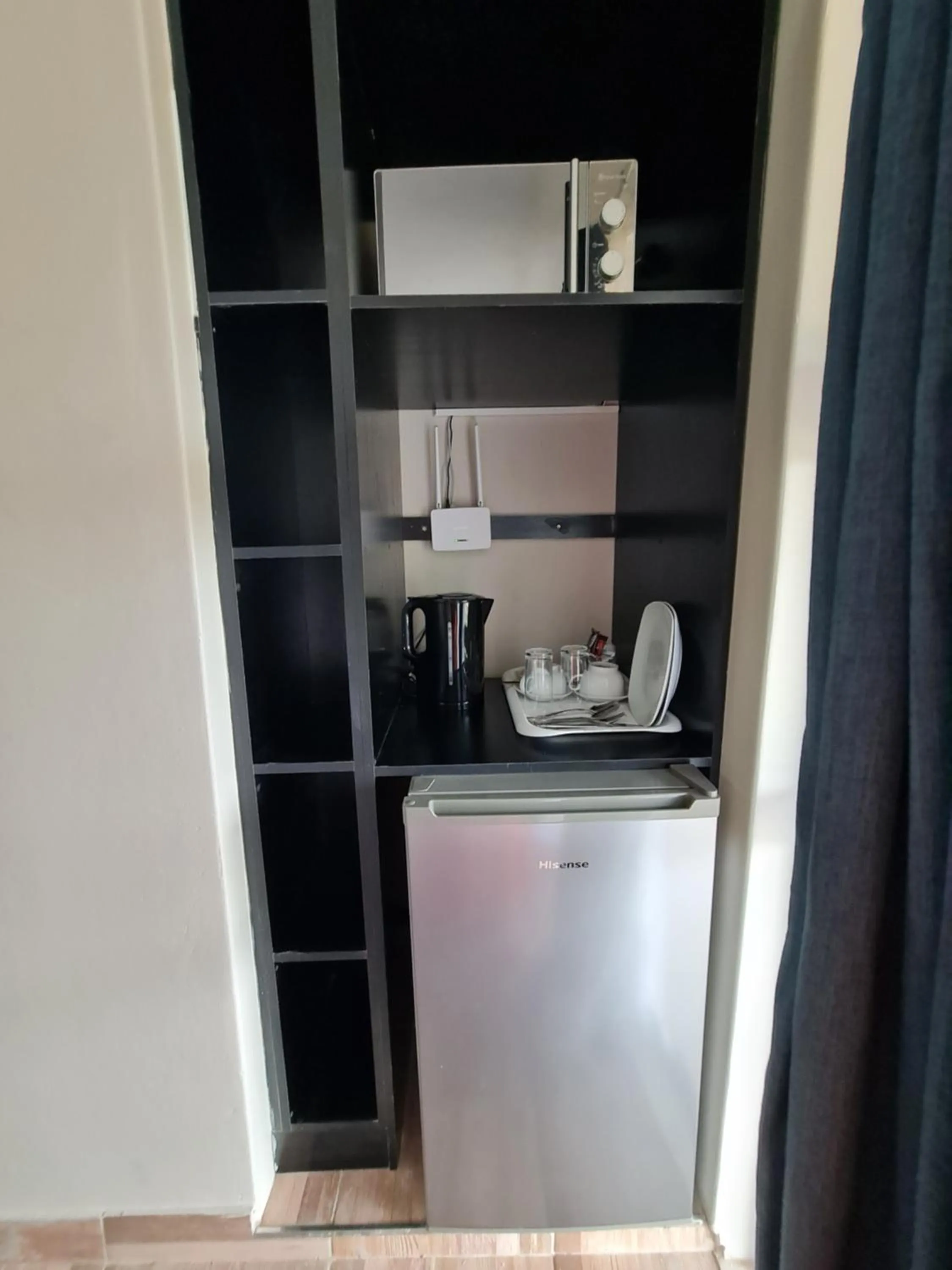 Kitchen or kitchenette in THE THATCH HIDE