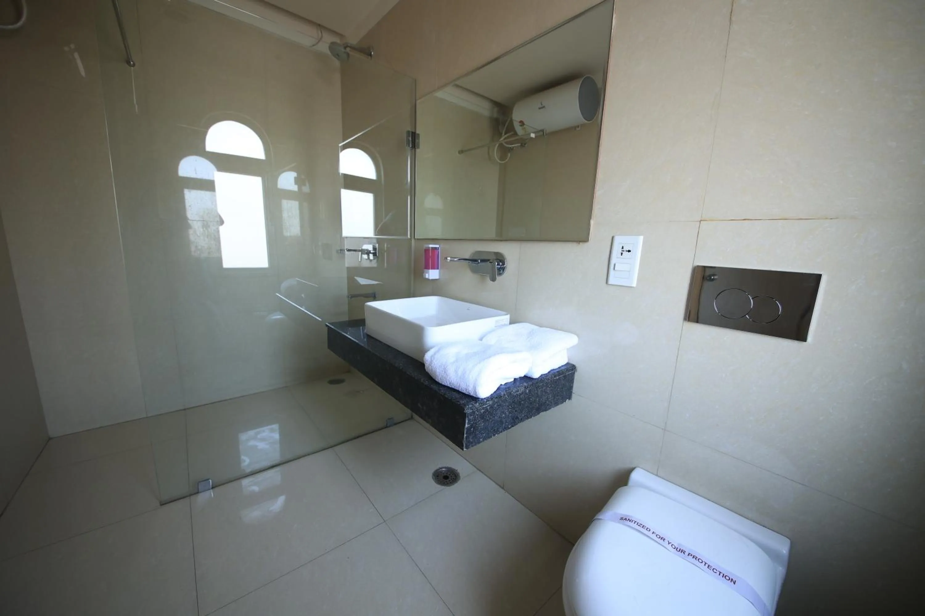 Bed in Sagar Hotel JUST 5 MIN FROM GOLDEN TEMPLE