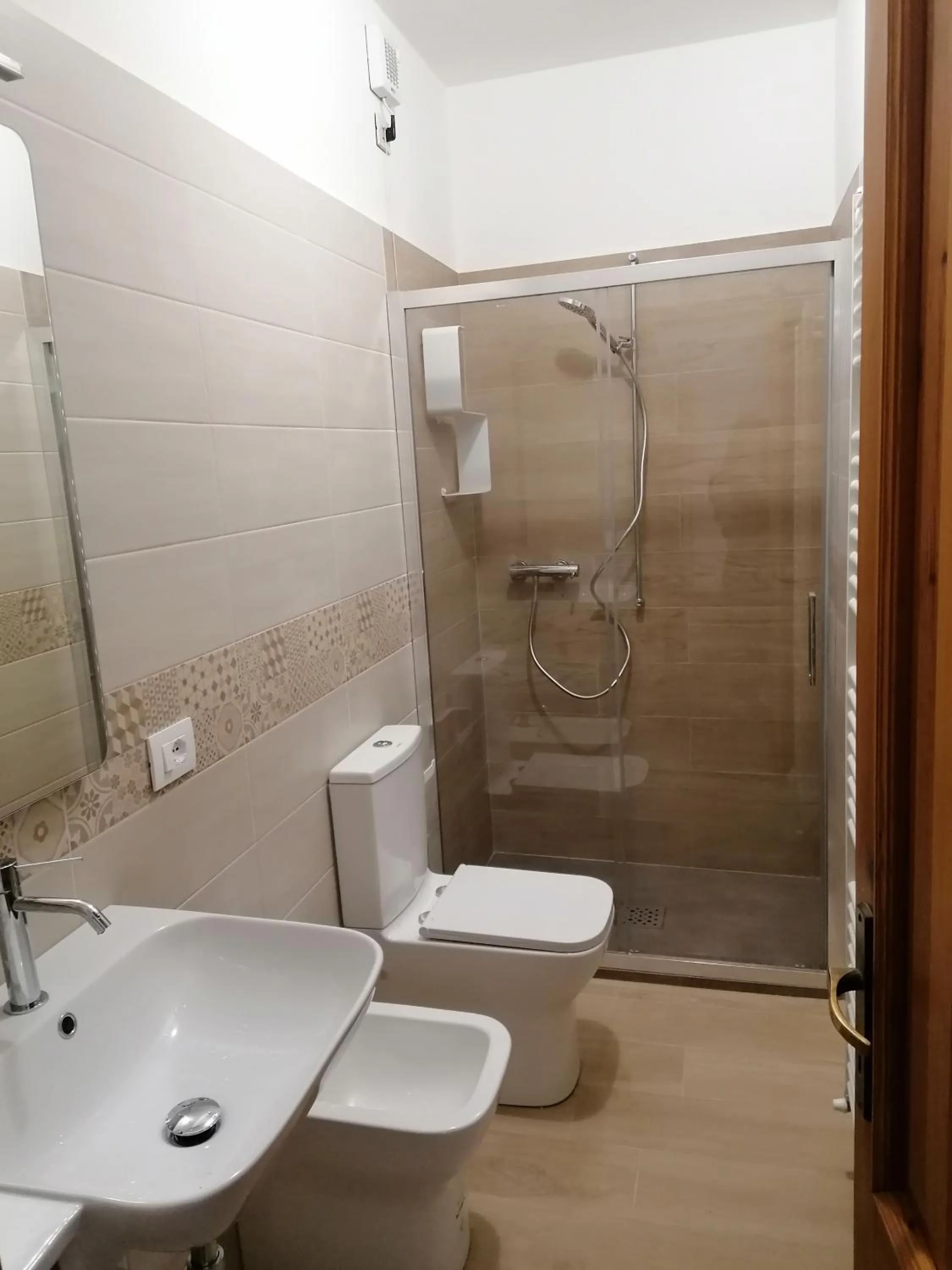 Bathroom in Albergo Alle Alpi