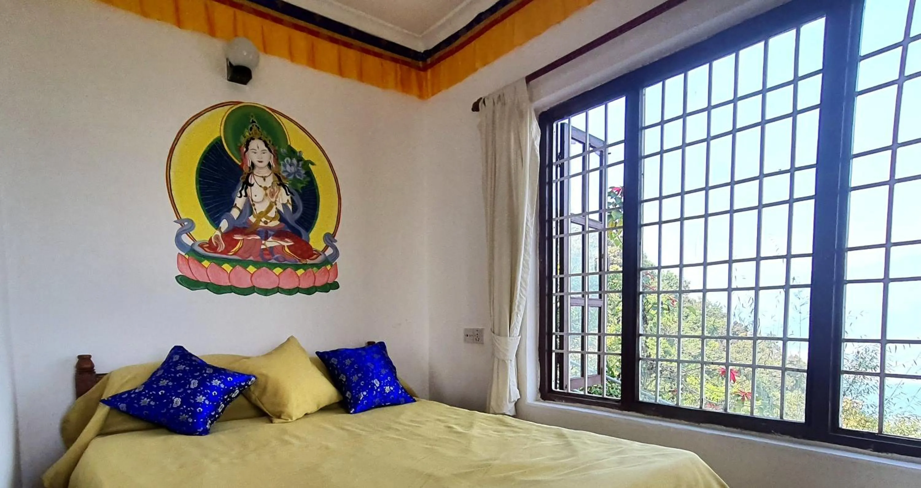 Bed in Peace Dragon Lodge