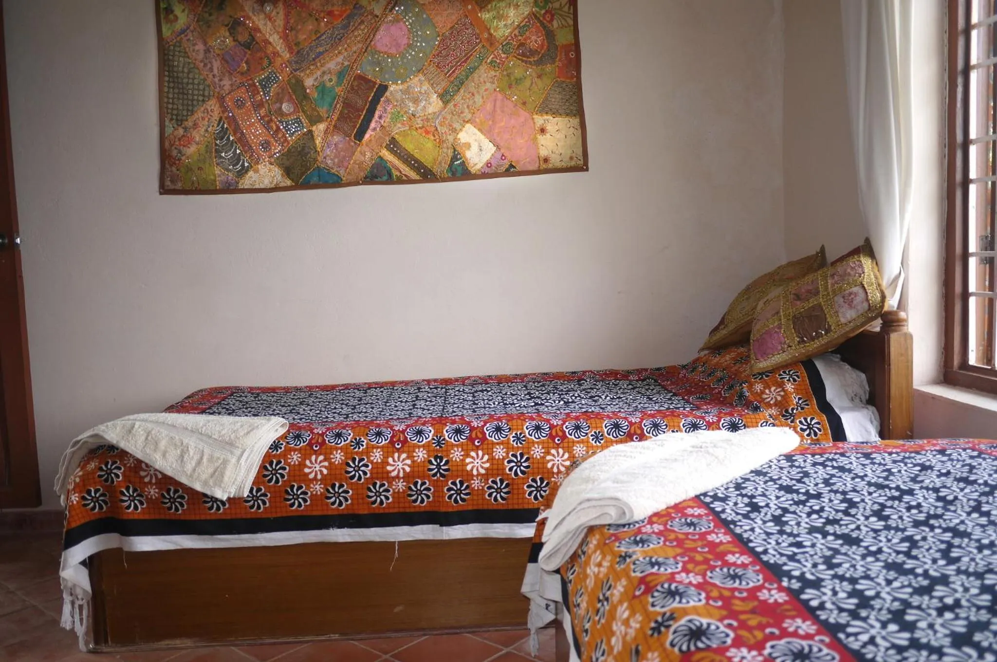 Bed in Peace Dragon Lodge