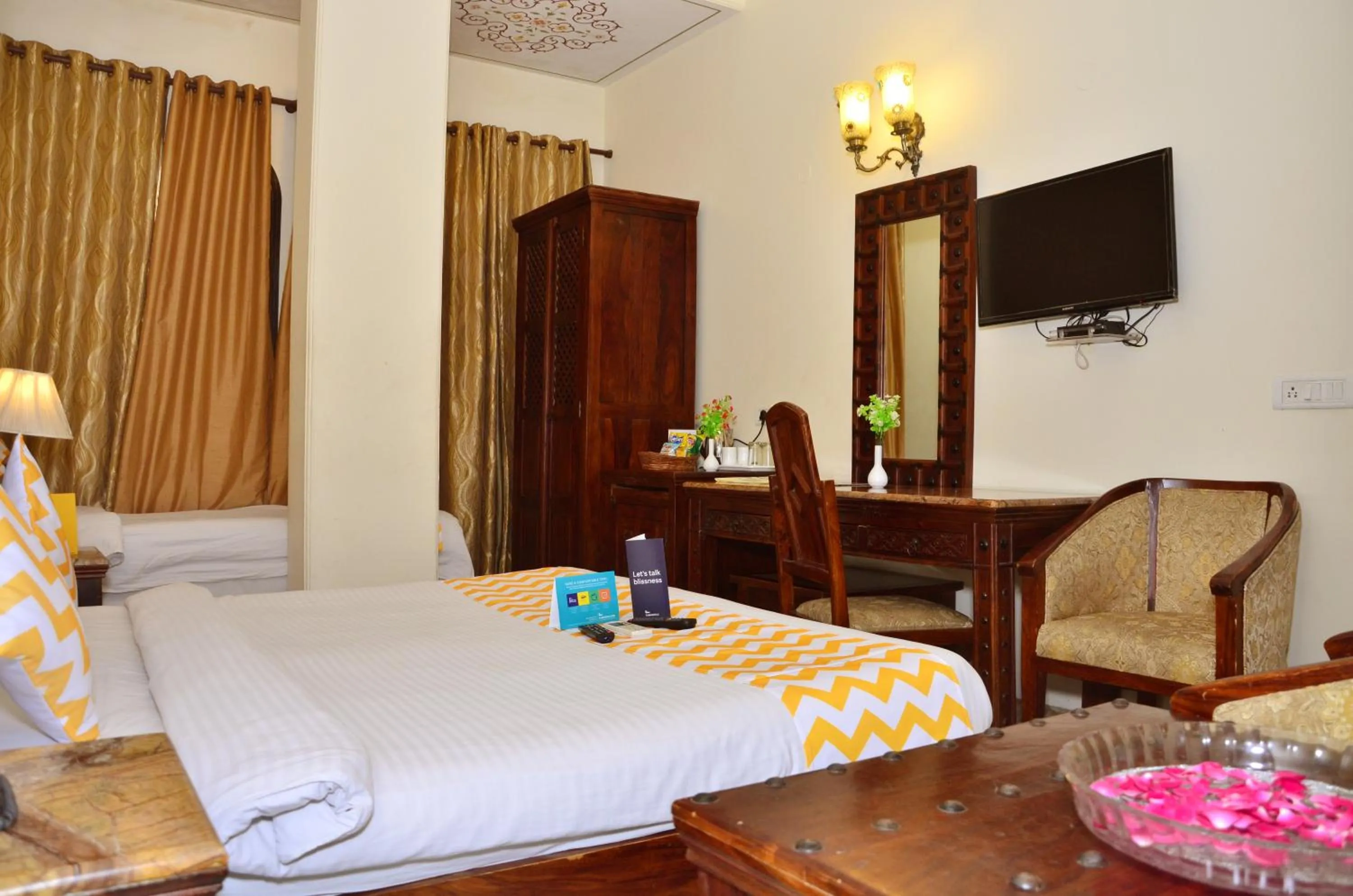 TV and multimedia, Bed in Rajputana Haveli - Jaipur