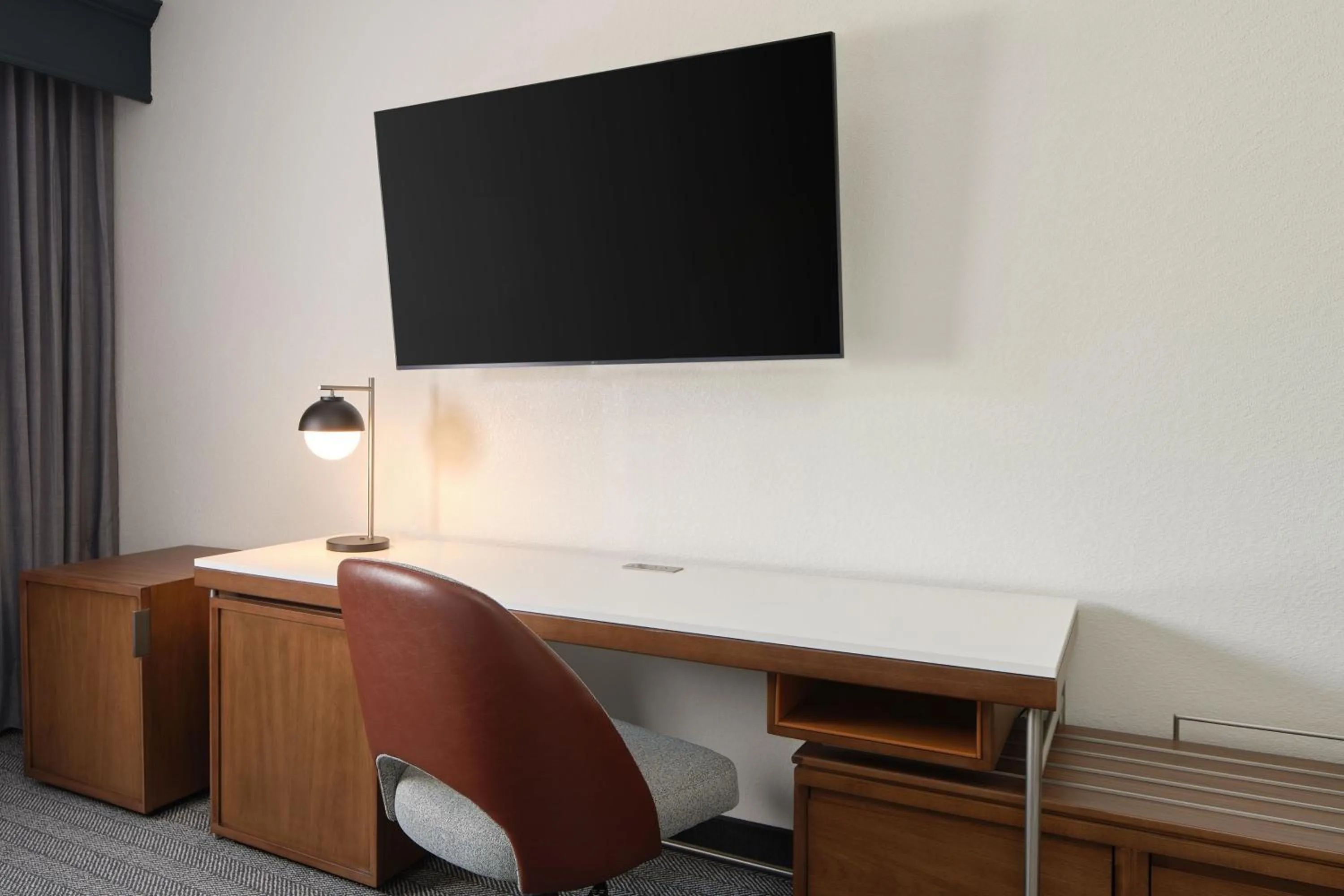 Photo of the whole room in Courtyard by Marriott Saratoga Springs