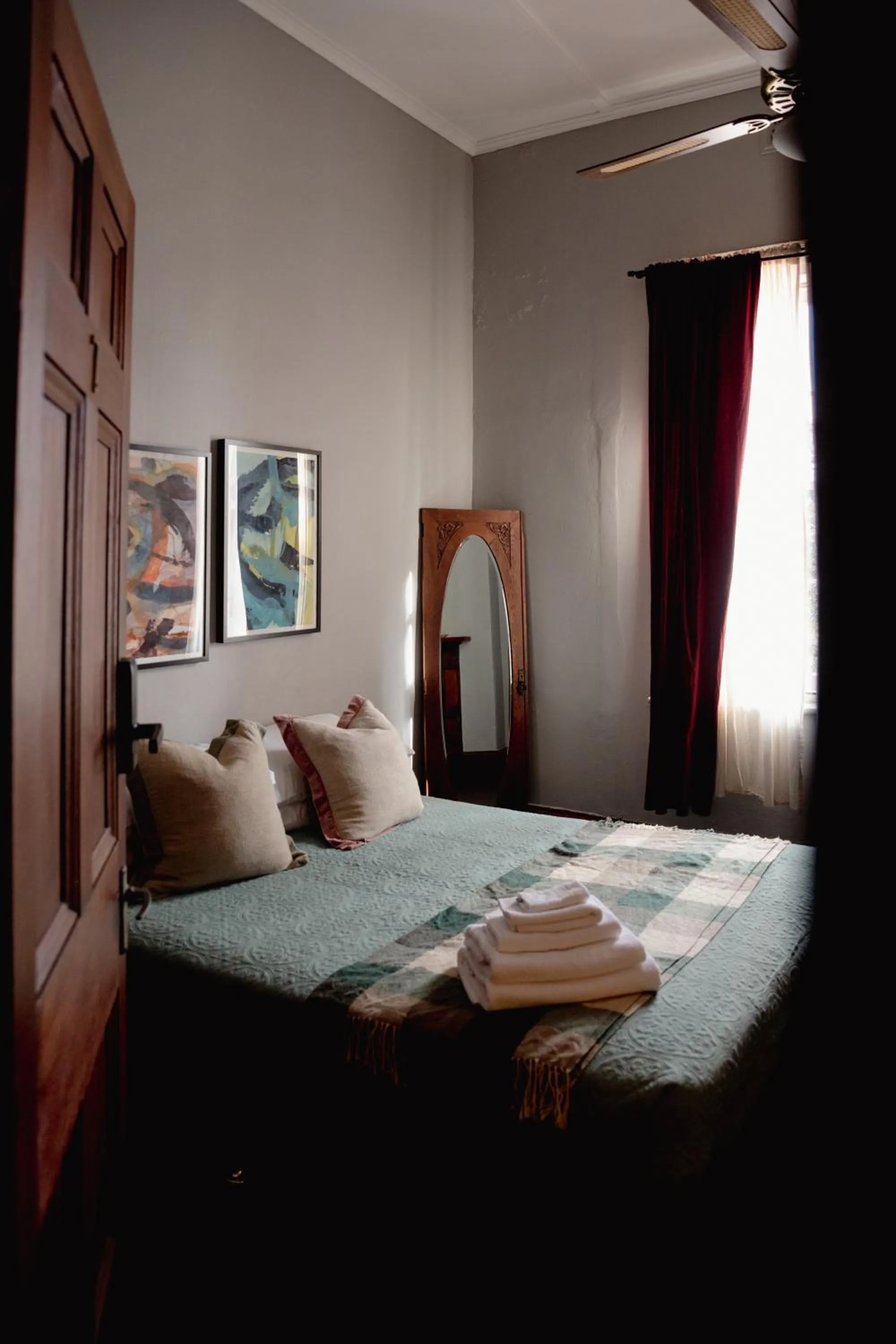 Bedroom, Bed in The Family Hotel