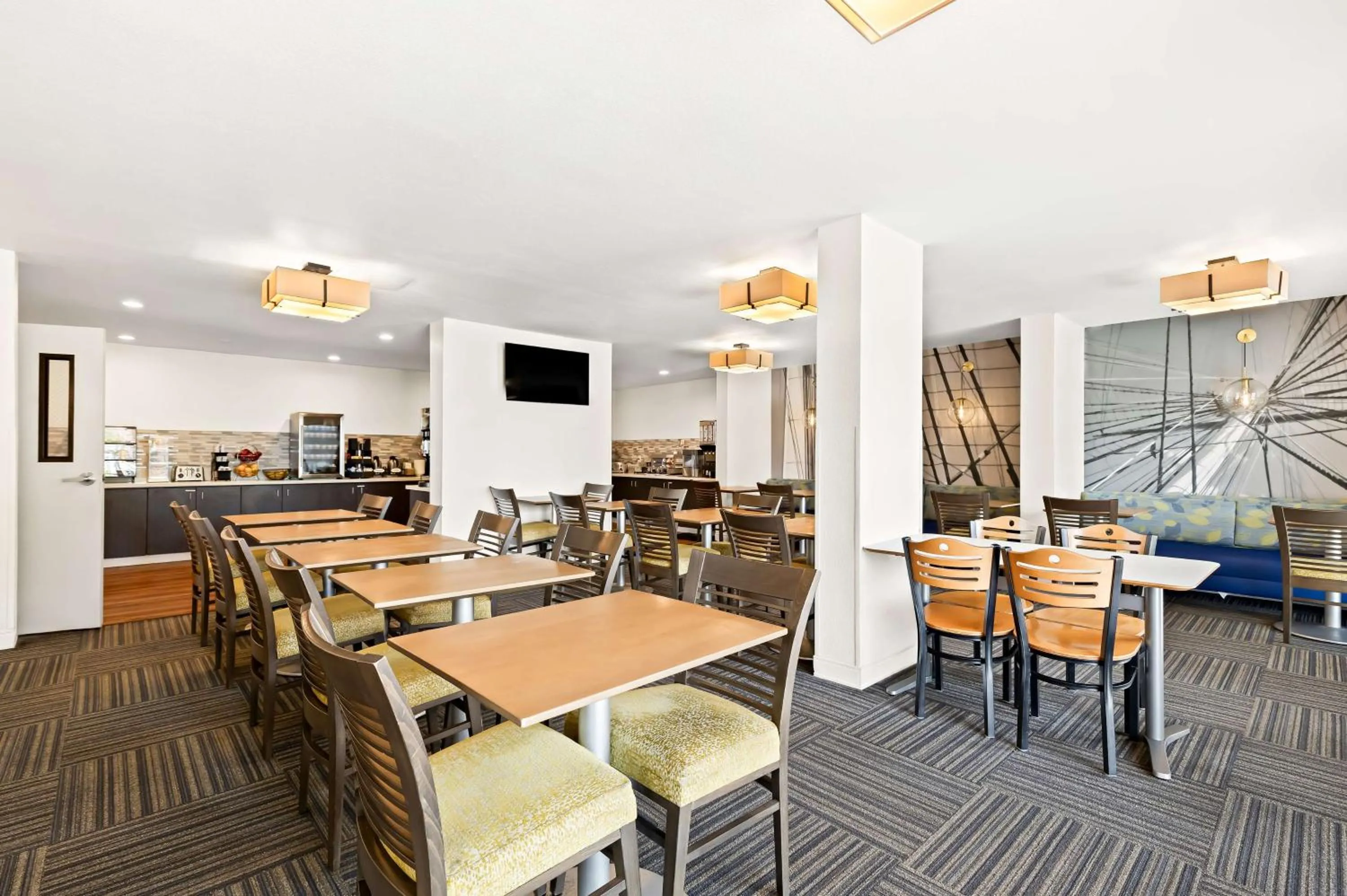 Breakfast in Best Western Yacht Harbor Hotel