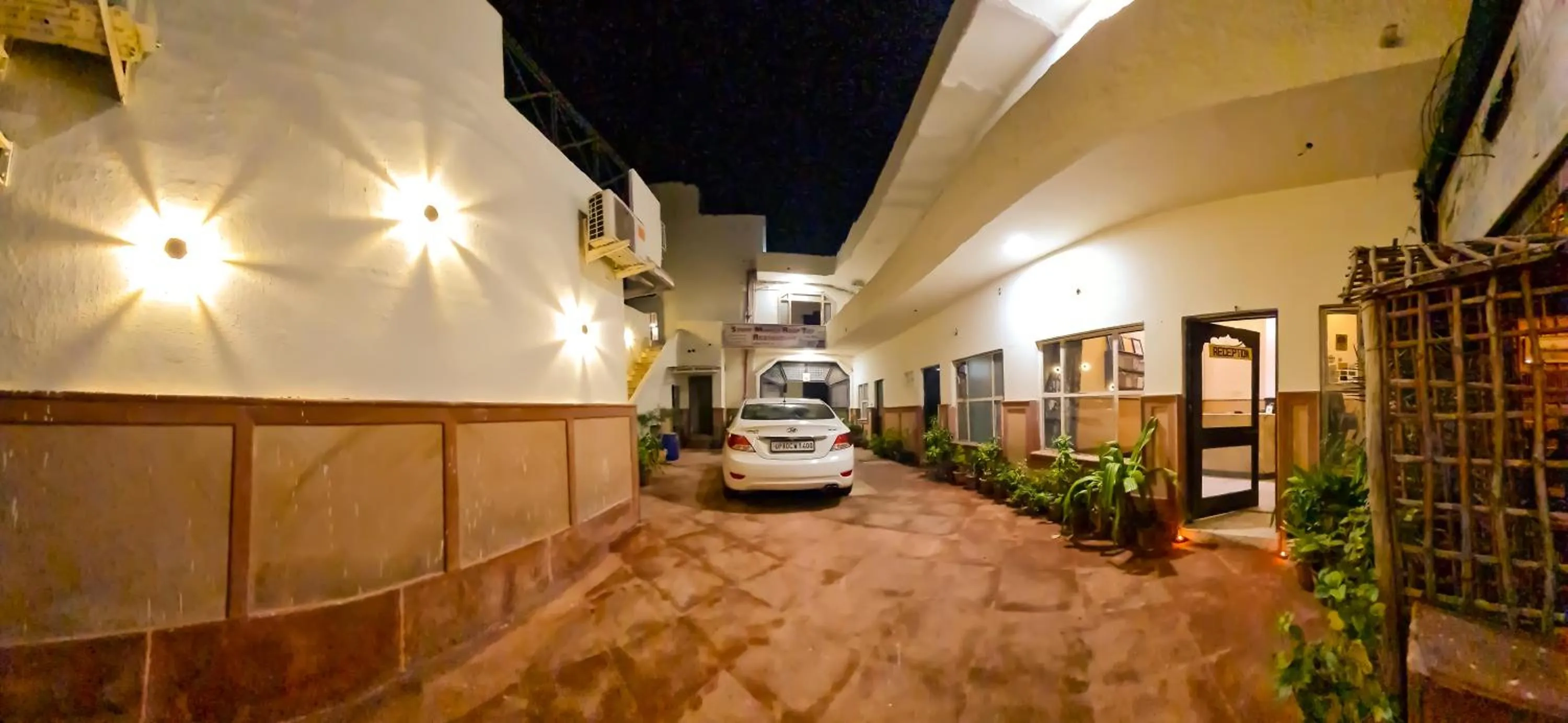 Property building in Hotel Kamal Nearest To Taj Mahal