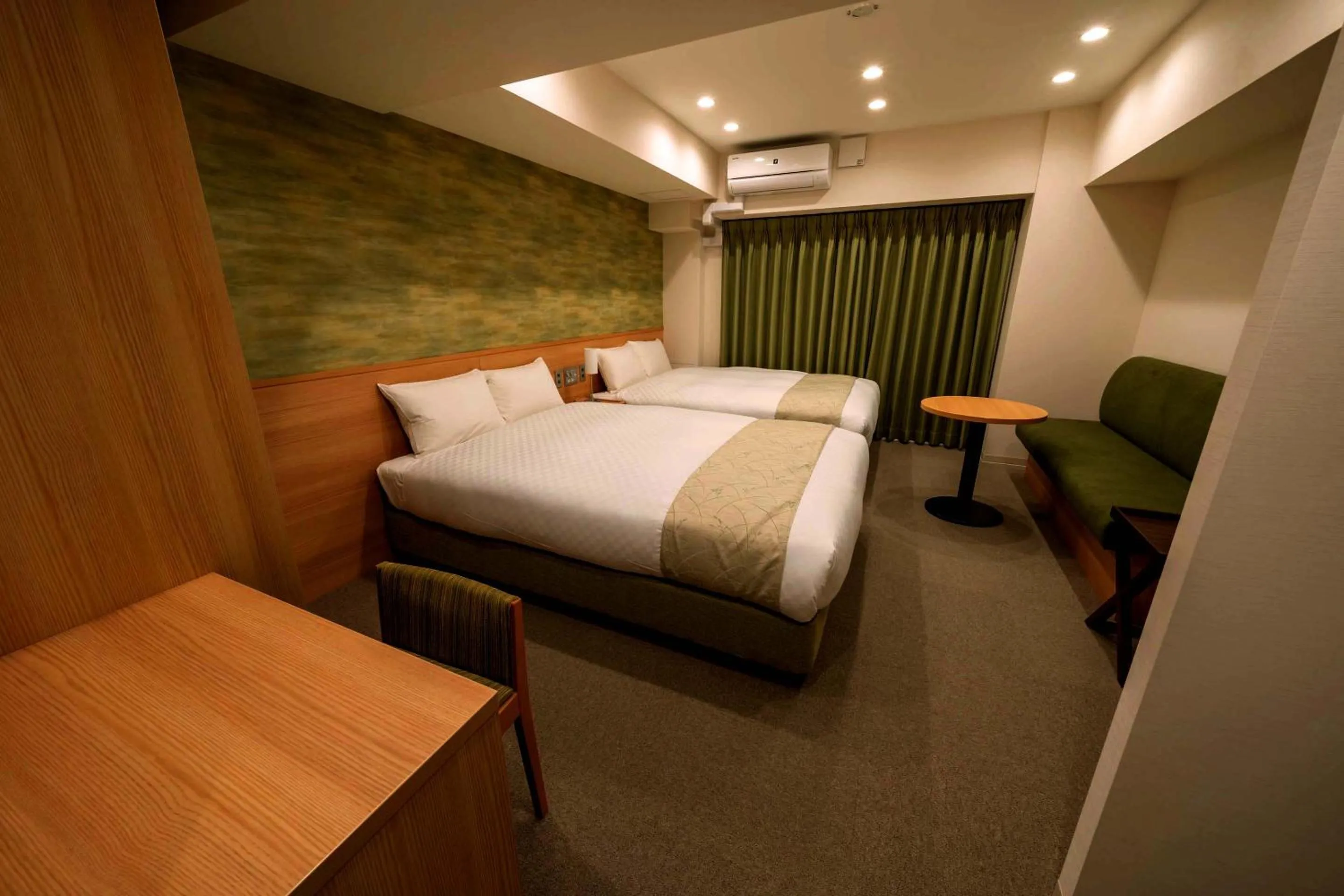 Bedroom, Bed in RESI STAY Kyo Ryuvilux Nijo