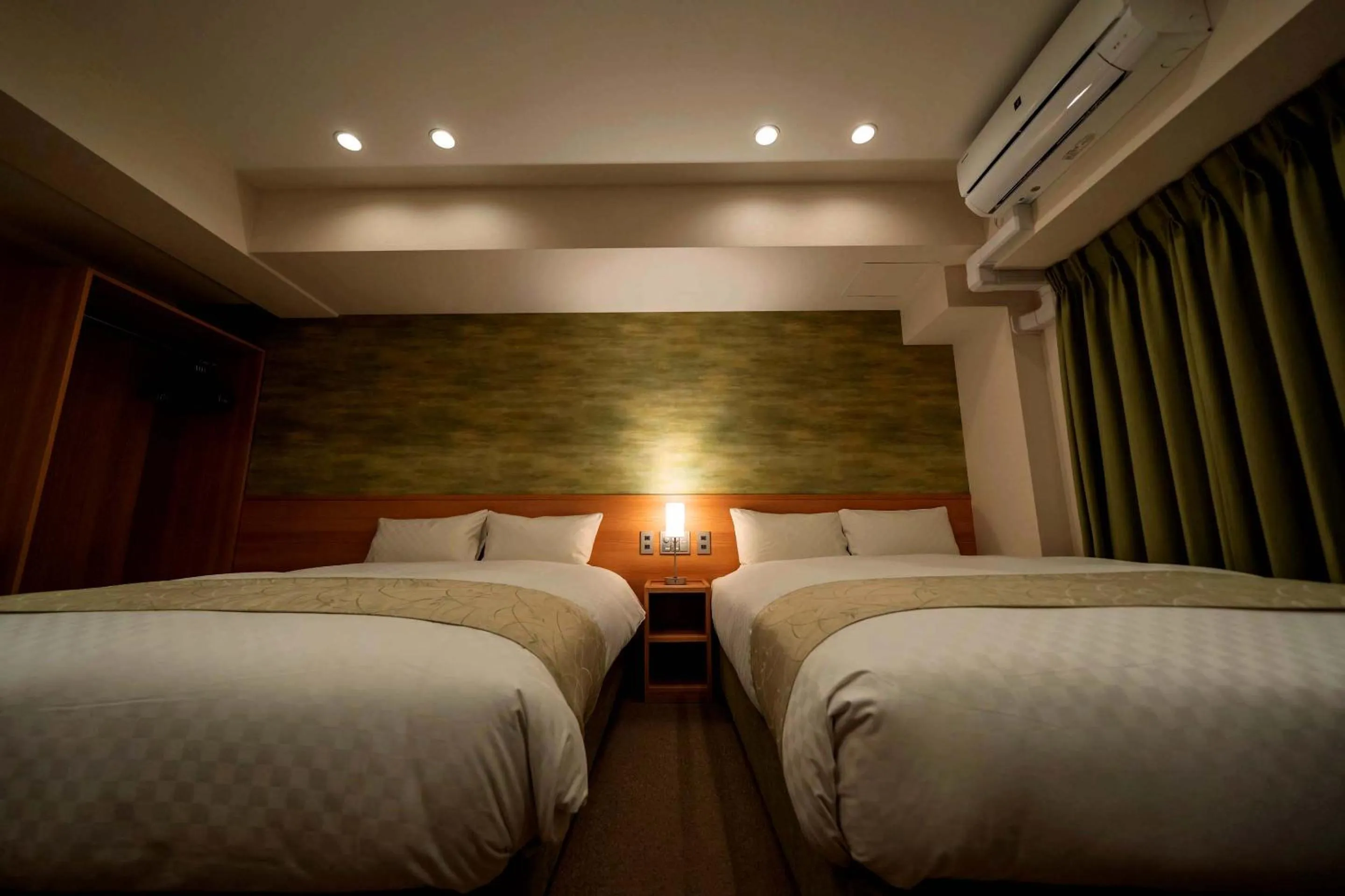 Bedroom, Bed in RESI STAY Kyo Ryuvilux Nijo