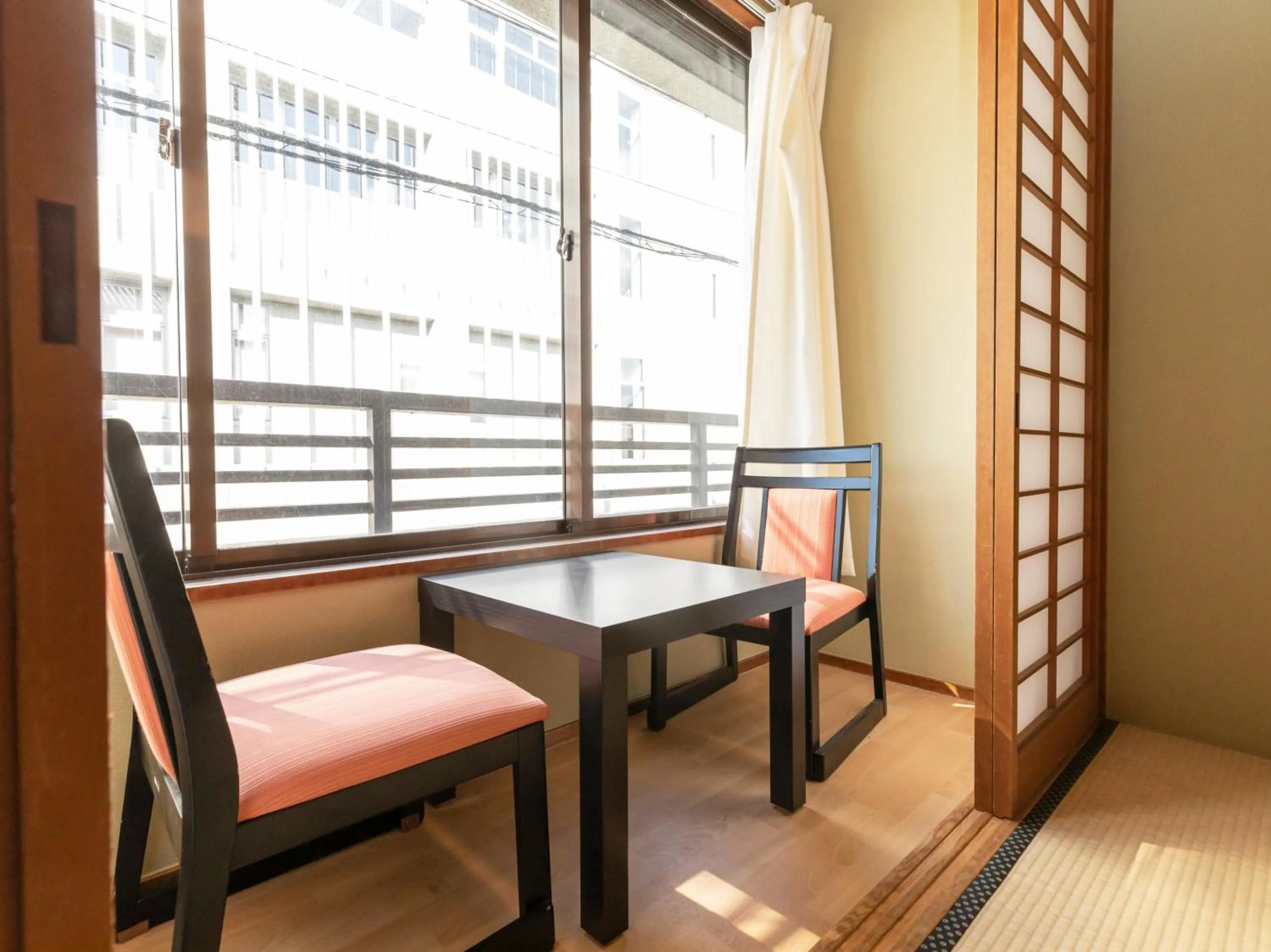 Photo of the whole room in Kousen Annex Kazeya Group