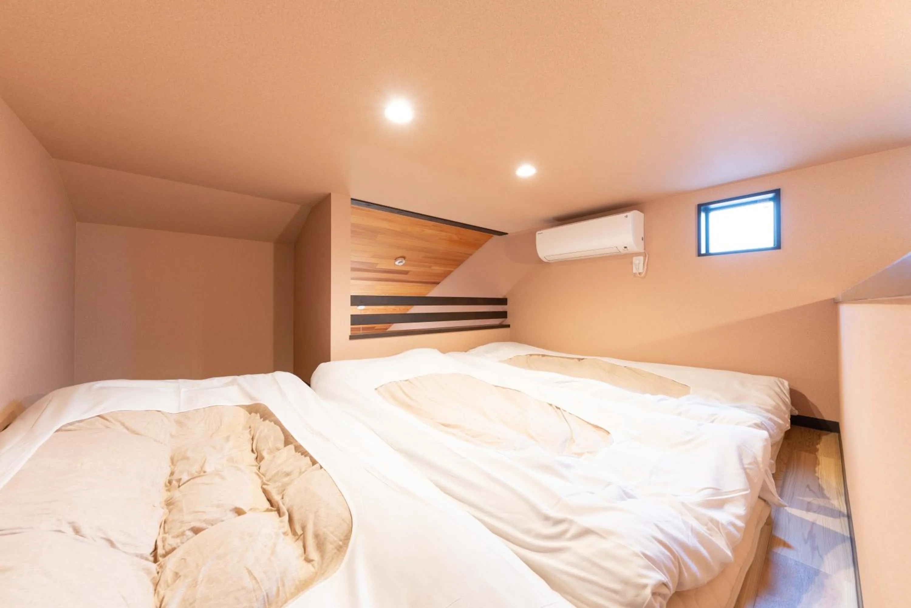 Bedroom, Bed in スタジオーネ 箱根強羅 East - Stagione Hakone Gora East