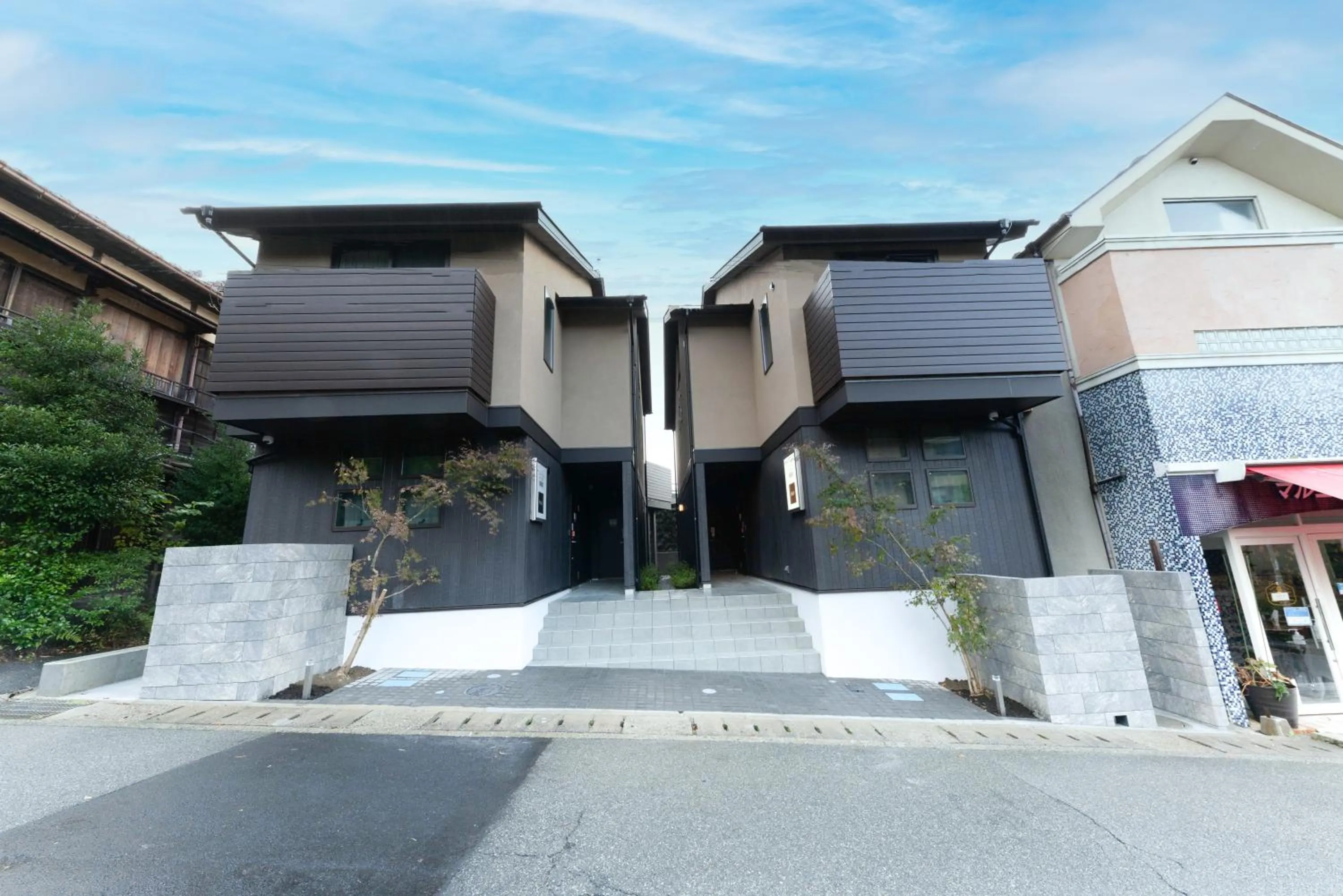 Property building in スタジオーネ 箱根強羅 East - Stagione Hakone Gora East