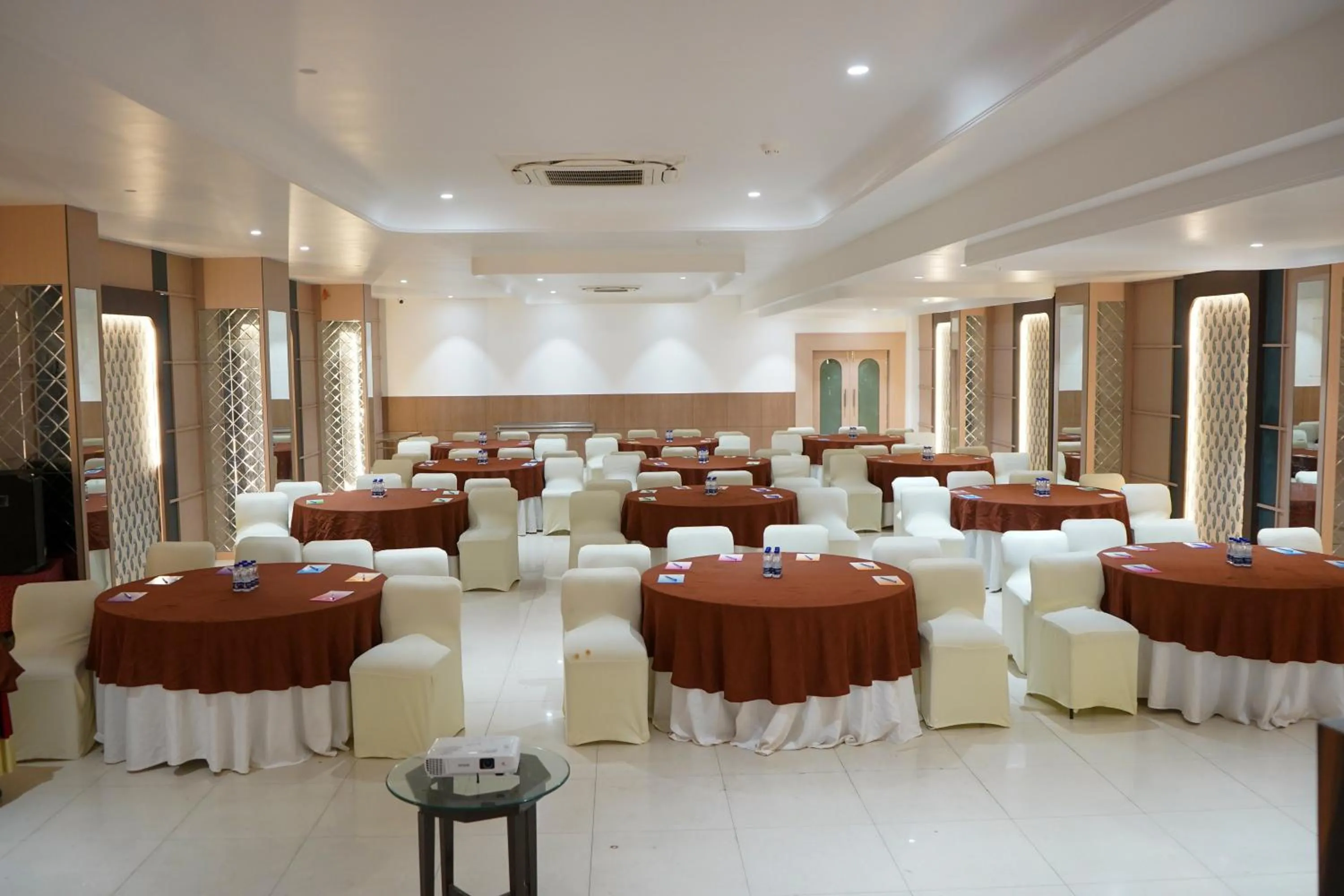 Meeting/conference room in Grand Sarovar Portico, Latur
