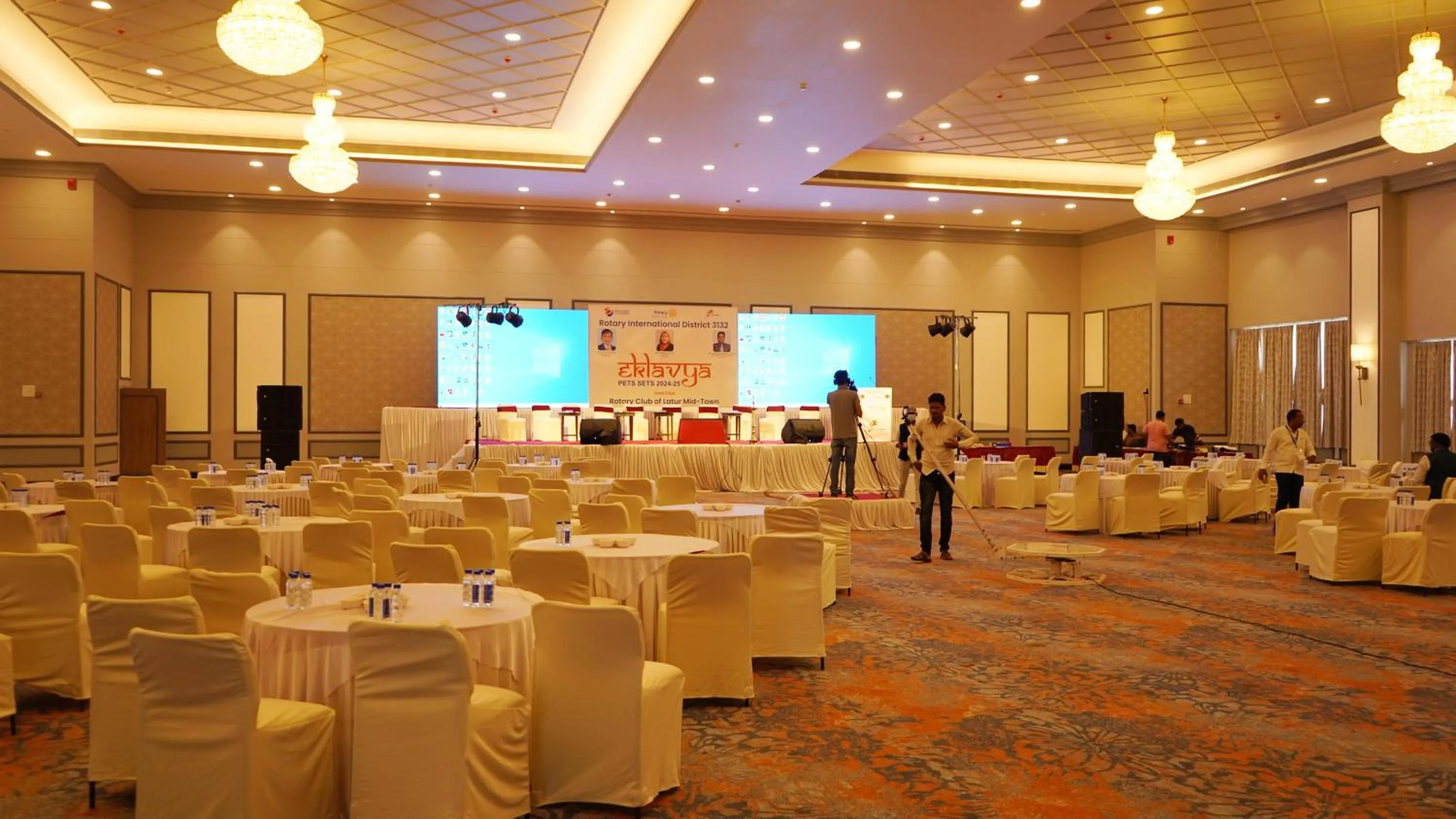 Meeting/conference room in Grand Sarovar Portico, Latur