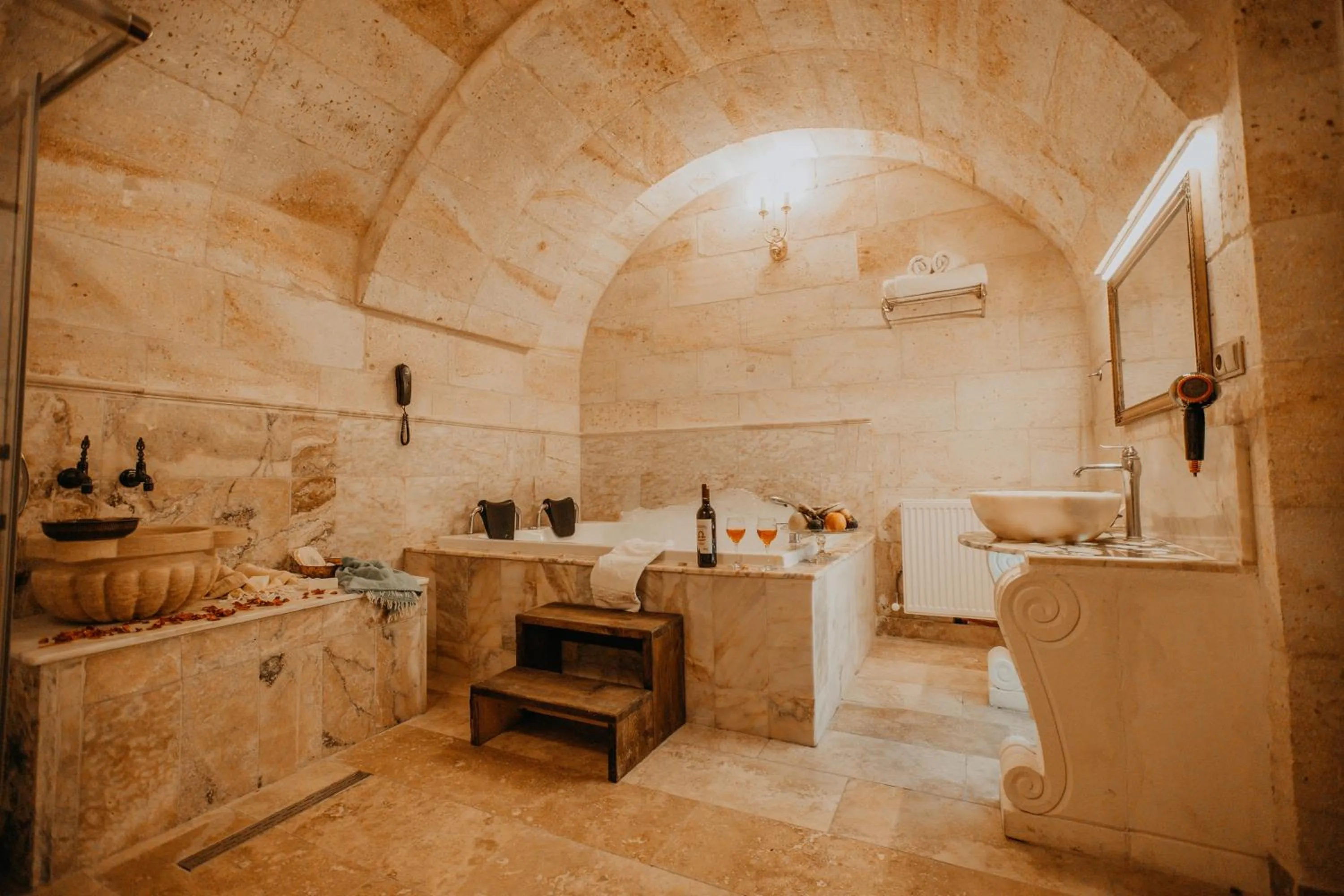 Bathroom in Serenus Cave Suites