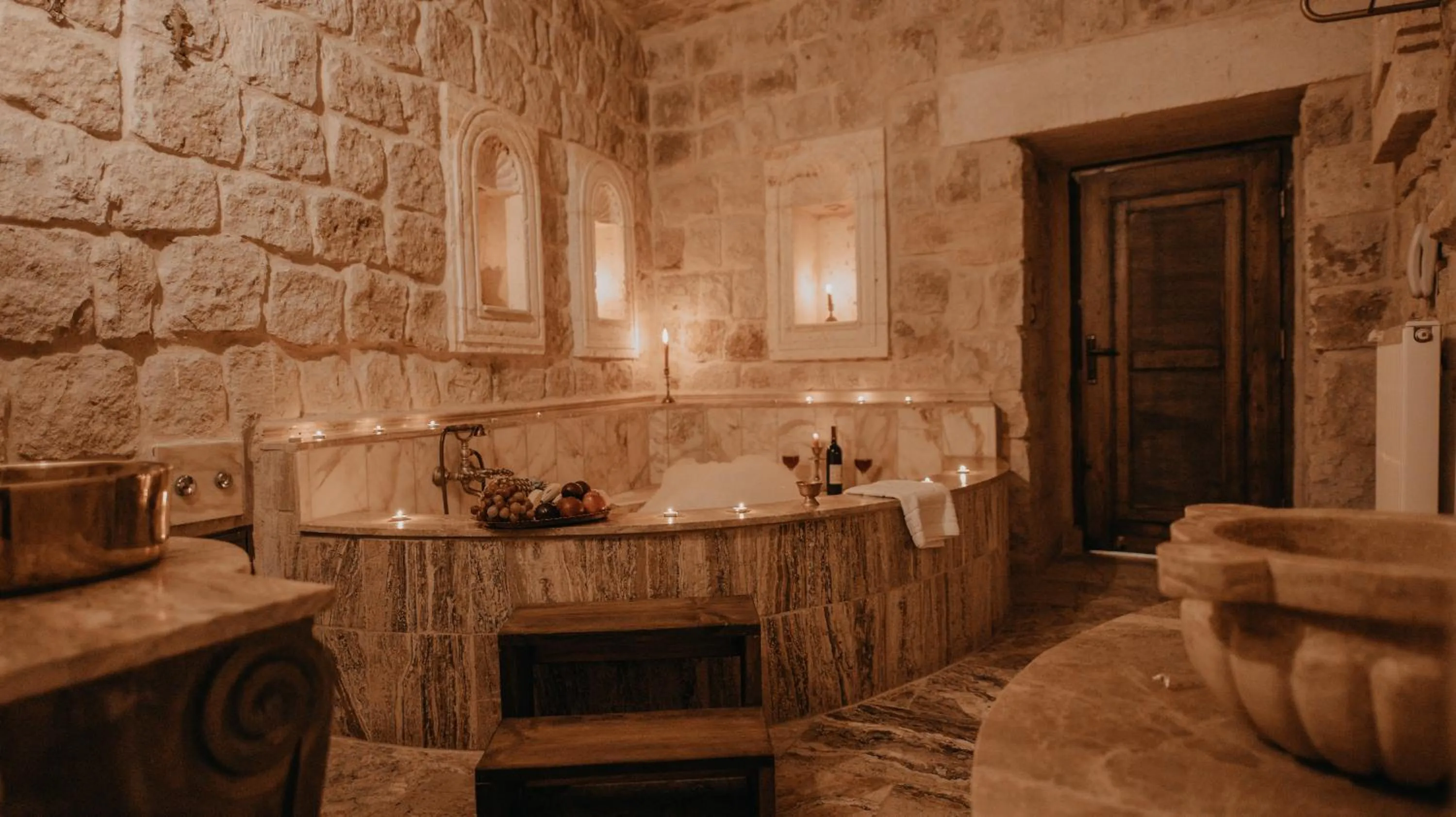Bathroom in Serenus Cave Suites
