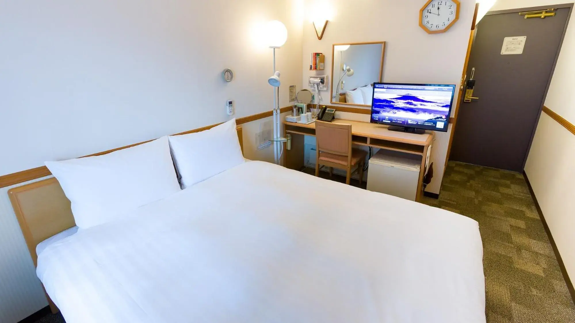 Double Room - Smoking in Toyoko Inn Kashiwa eki Nishi guchi Double Room - Smoking in Toyoko Inn Kashiwa eki Nishi guchi