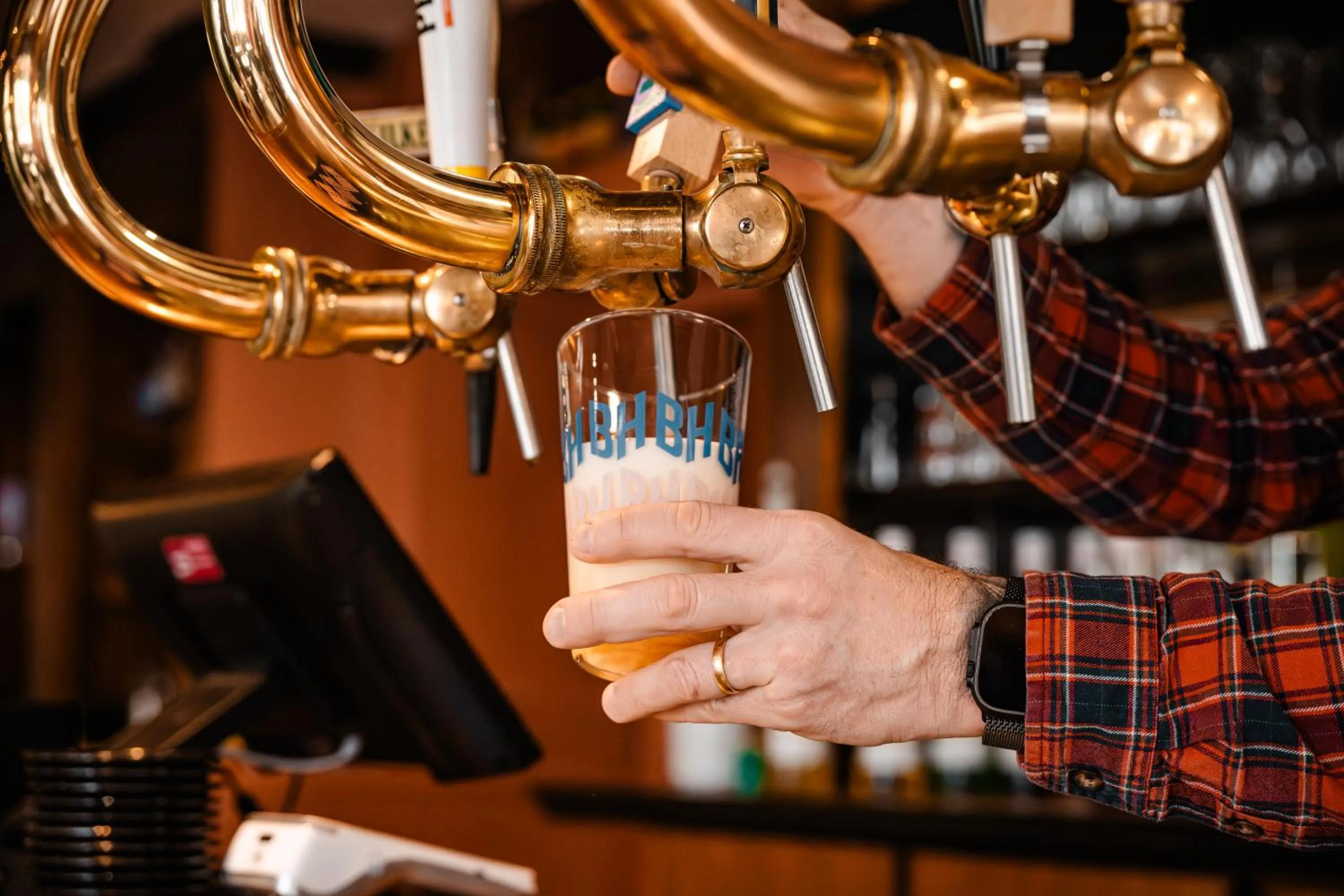 Lounge or bar in Brit Hotel L'Arrivée Guingamp
