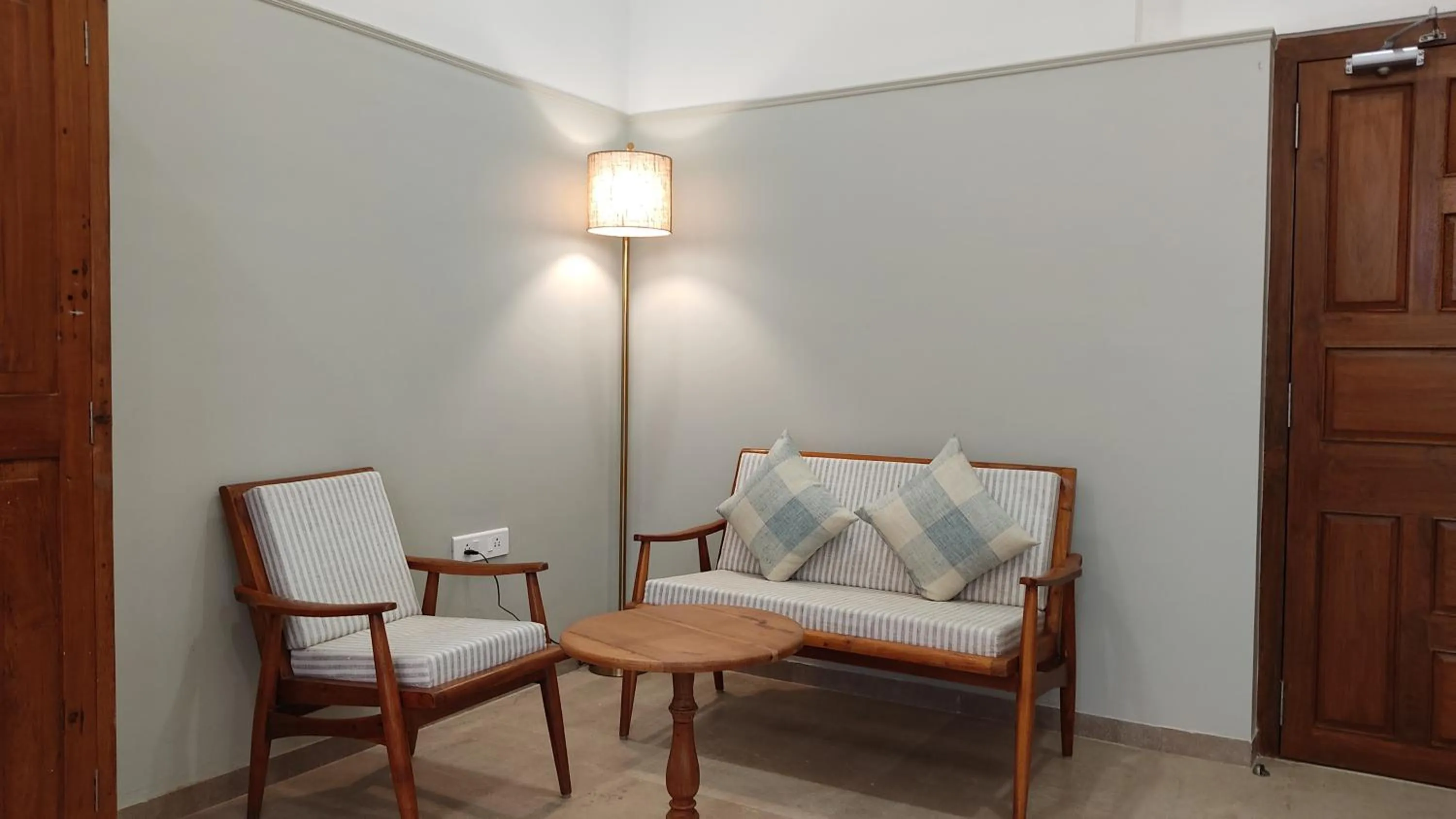 Seating area in juSTa Rudra Resort & Spa