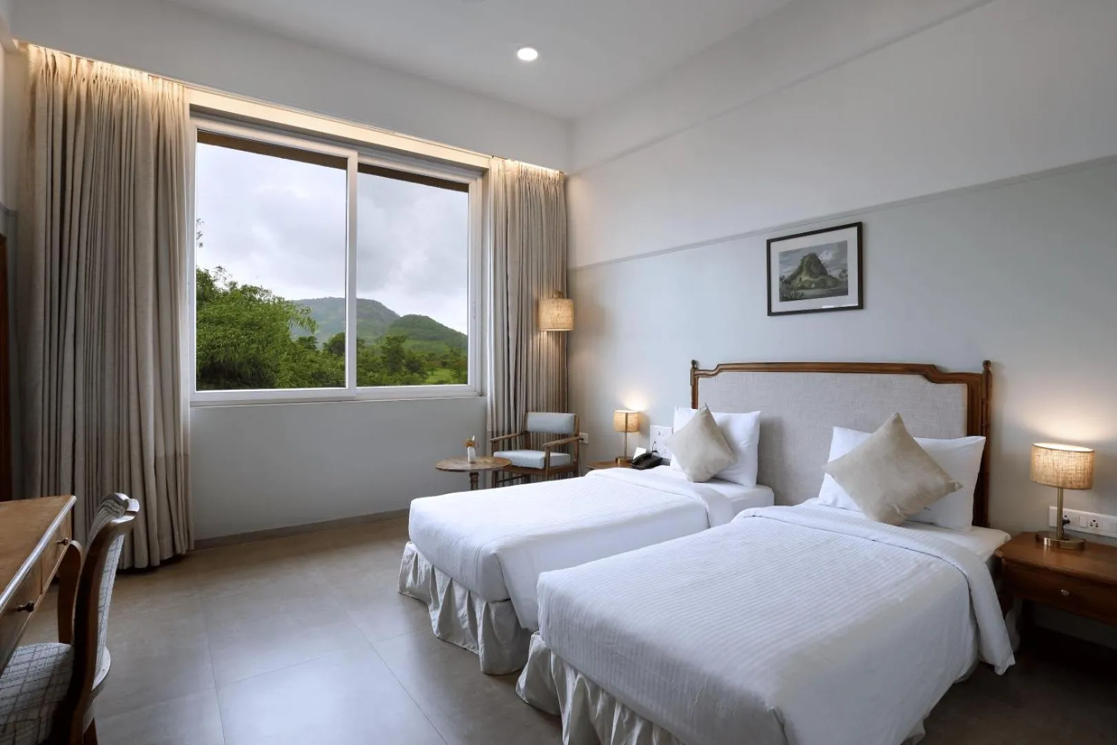 Bed in juSTa Rudra Resort & Spa