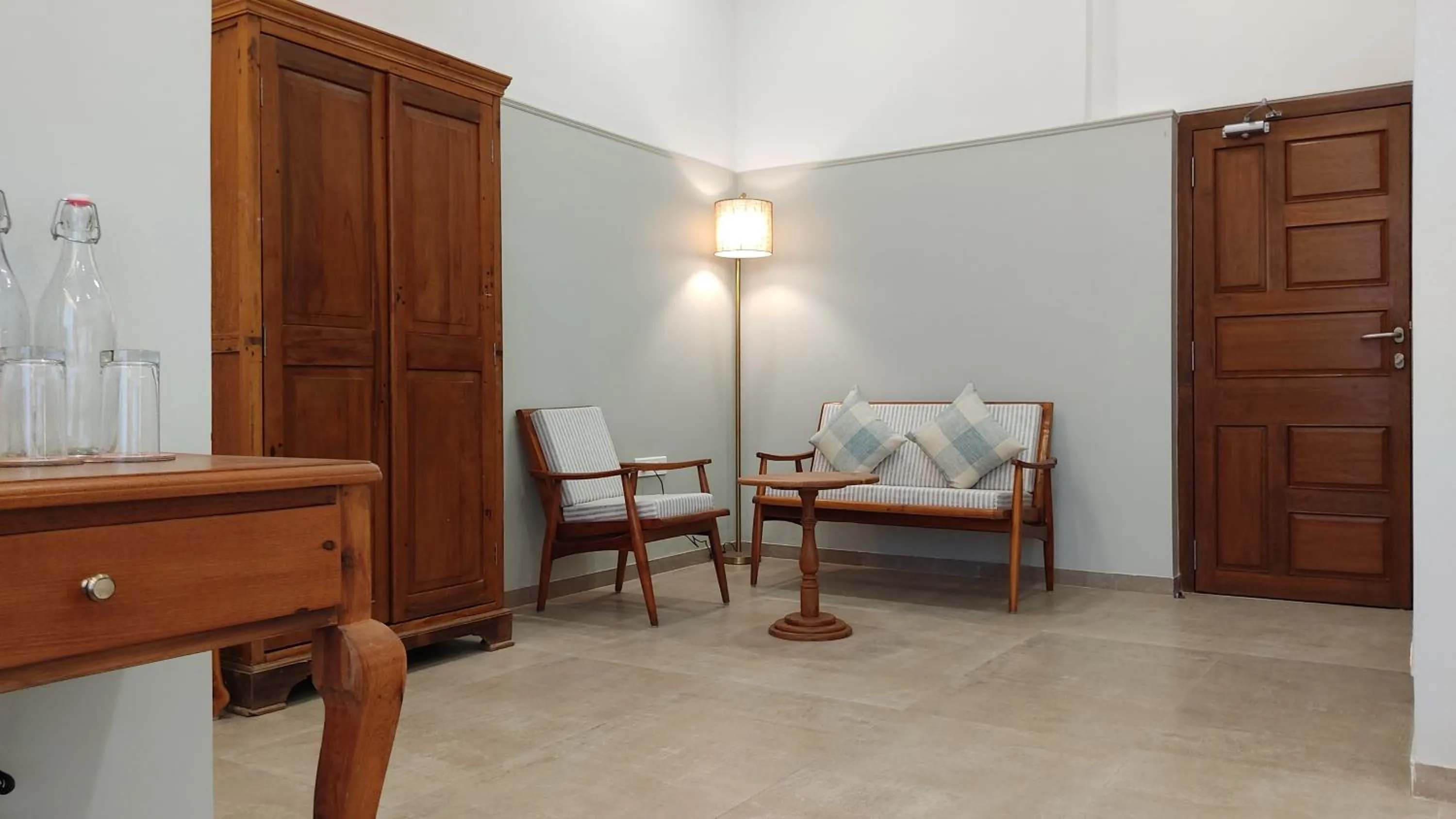 Seating area in juSTa Rudra Resort & Spa