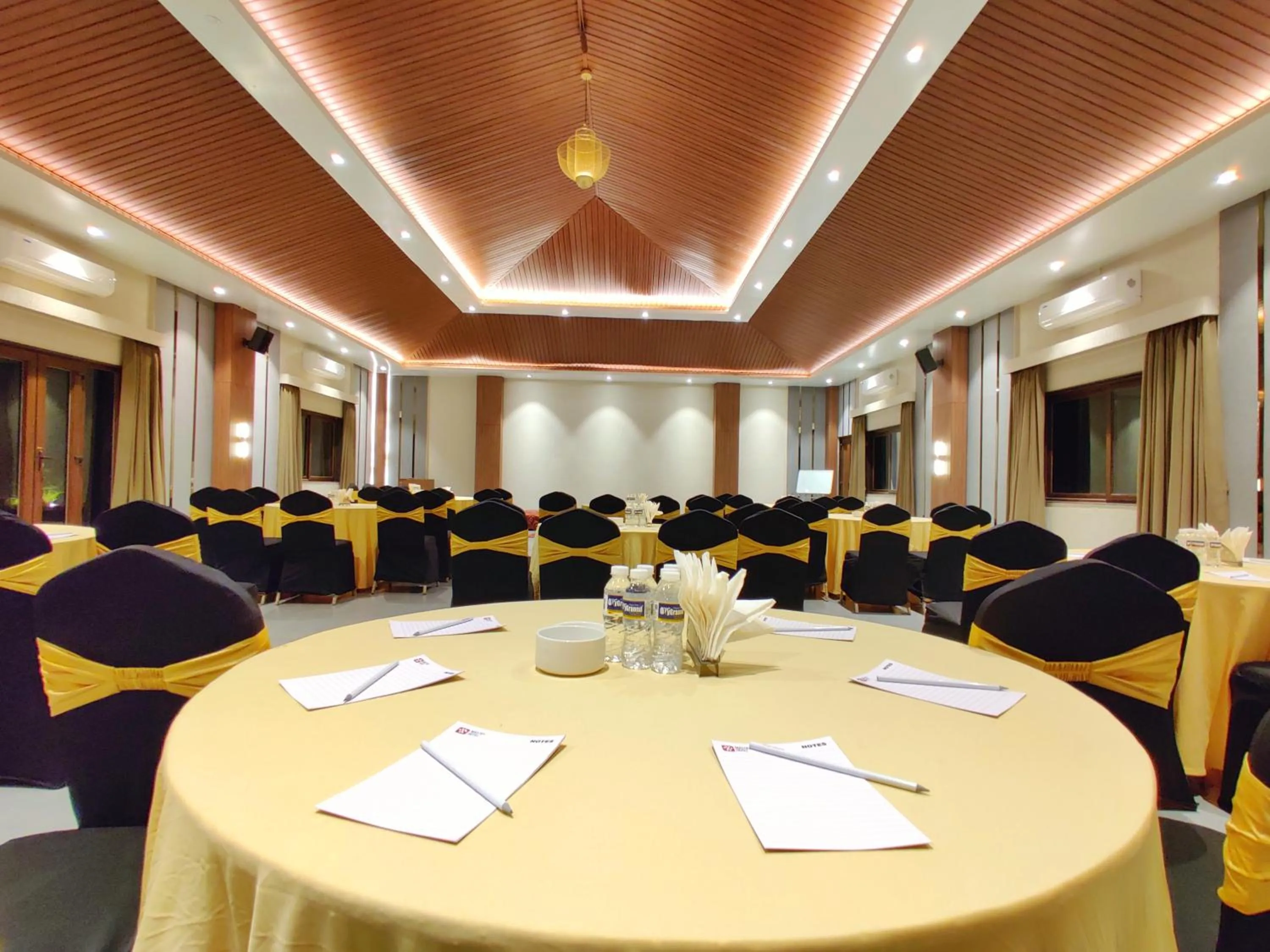 Property building in Mastiff Grand La Villae