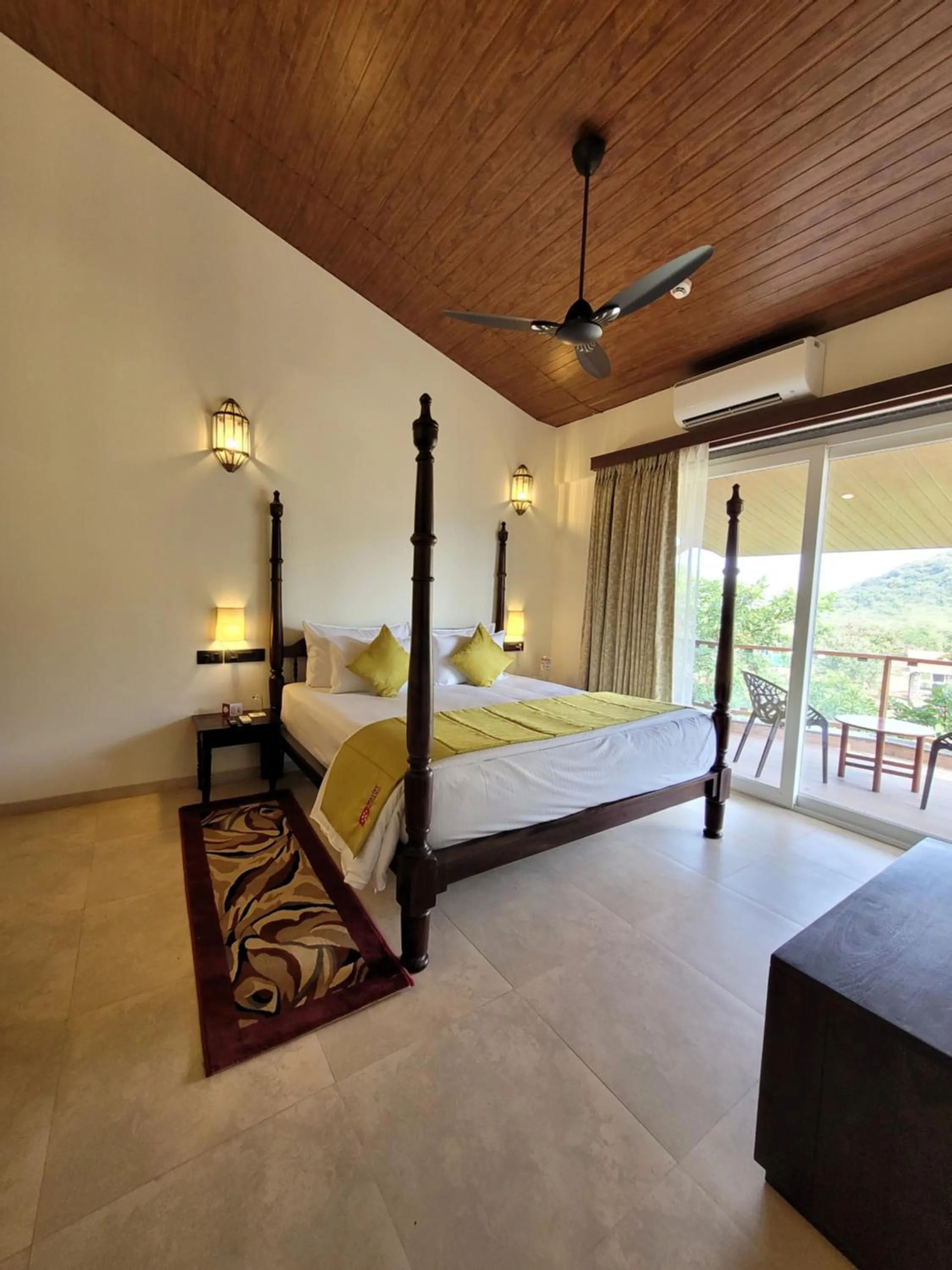 Bed in Mastiff Grand La Villae