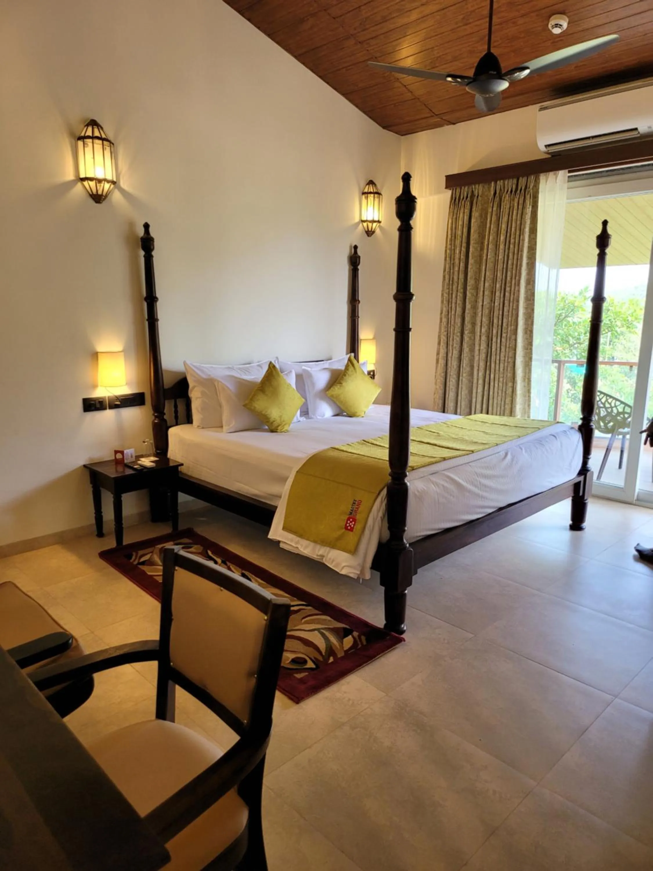 Bed in Mastiff Grand La Villae