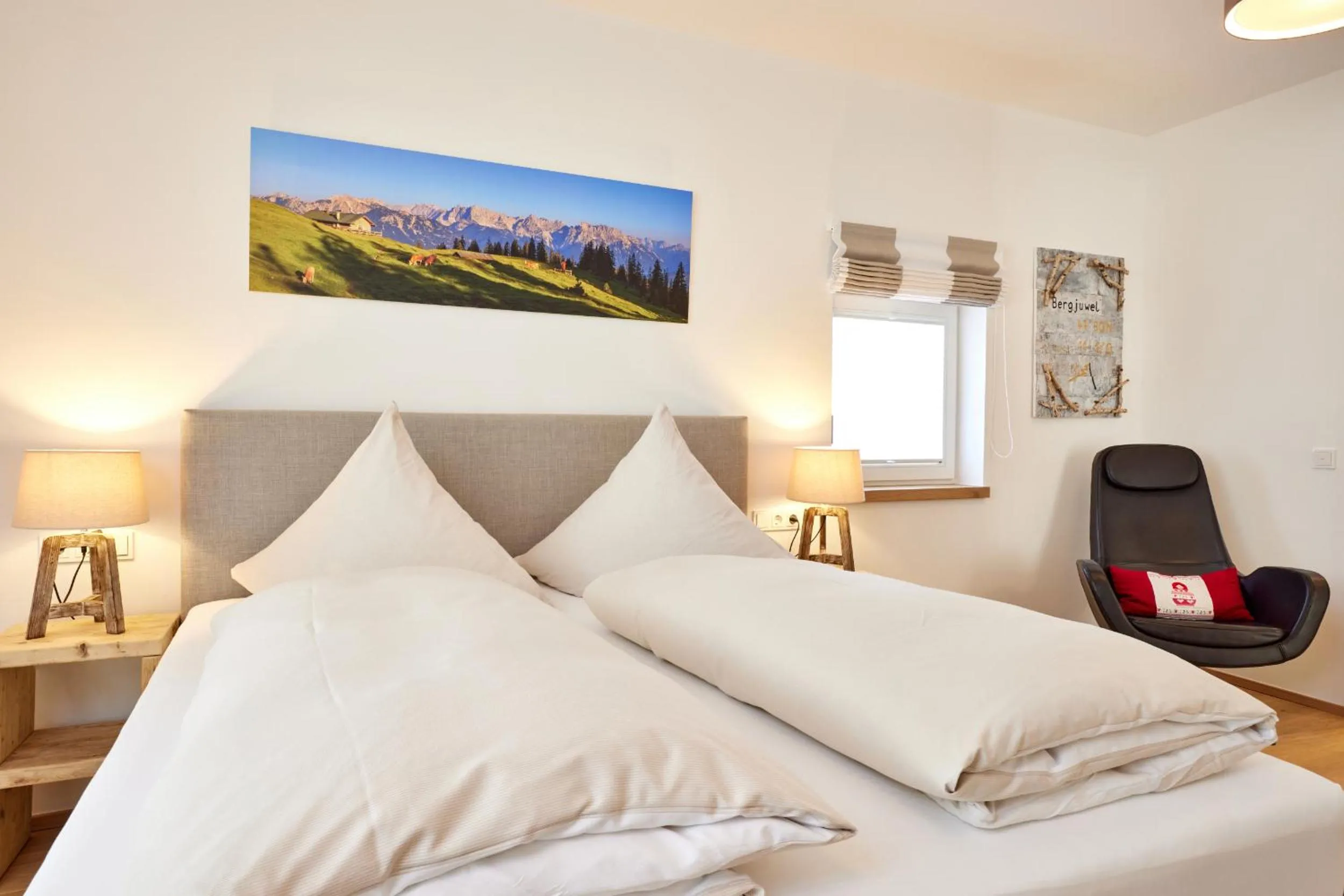 Bedroom, Bed in BergJuwel