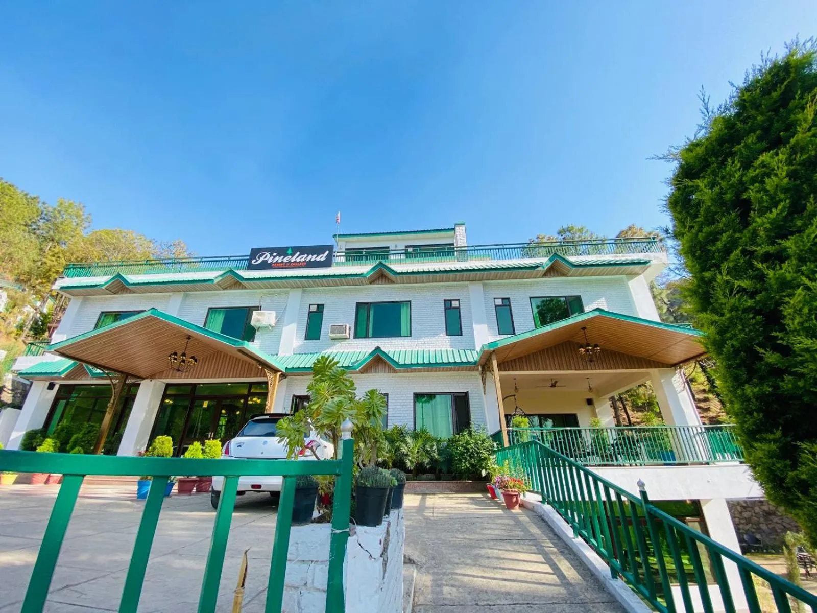 Property building in Pineland Resorts & Chalets Kasauli