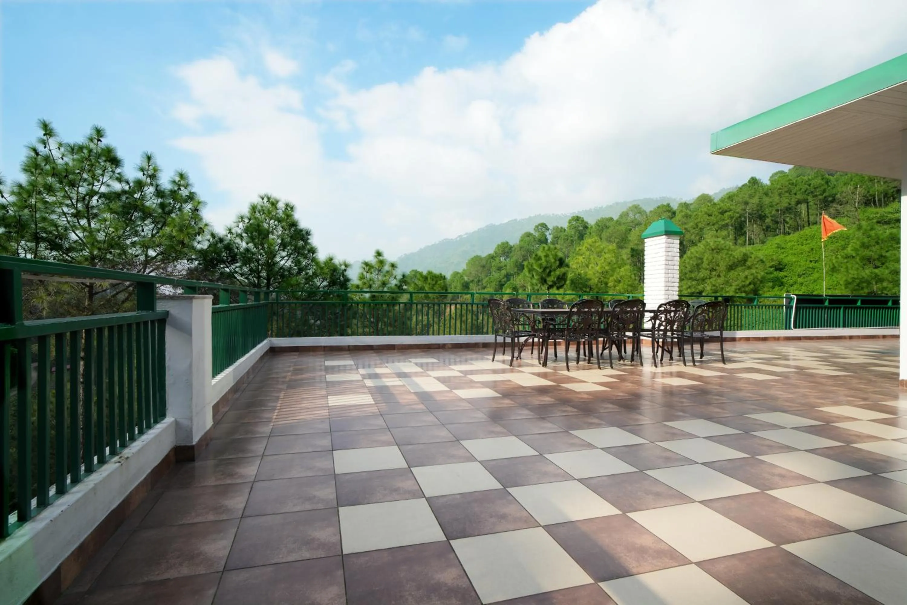 Balcony/Terrace in Pineland Resorts & Chalets Kasauli