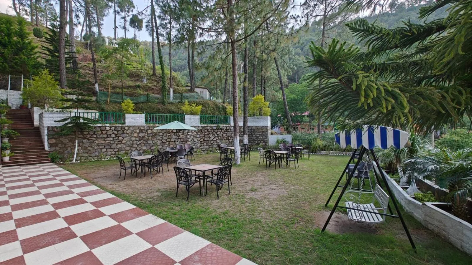 Pineland Resorts & Chalets Kasauli