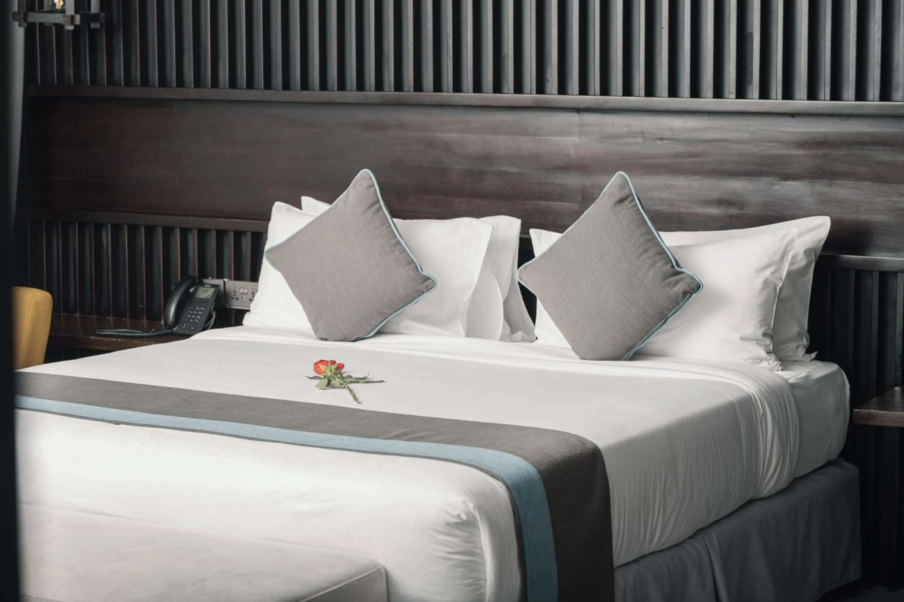 Bed in Giraffe Beach Hotel