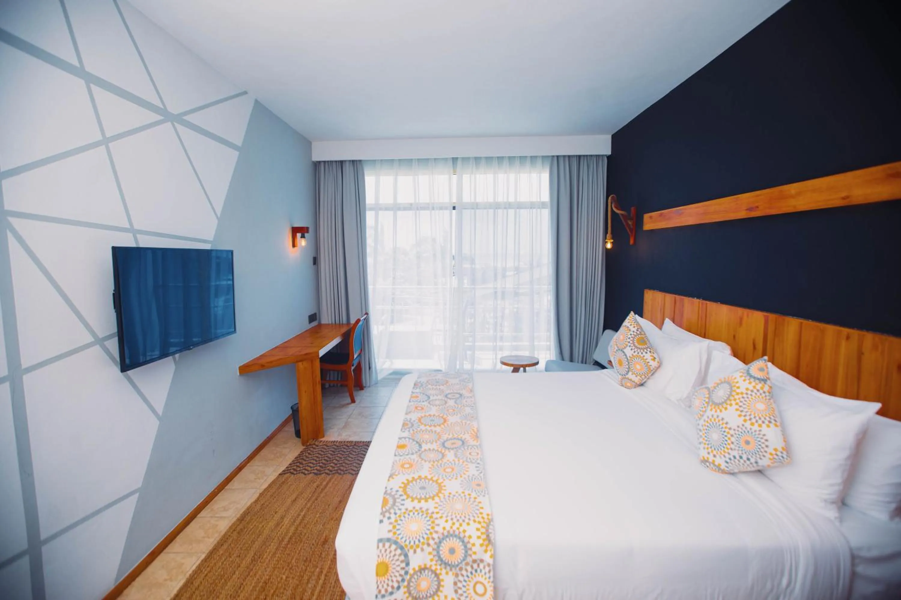 Bedroom, Bed in Giraffe Beach Hotel