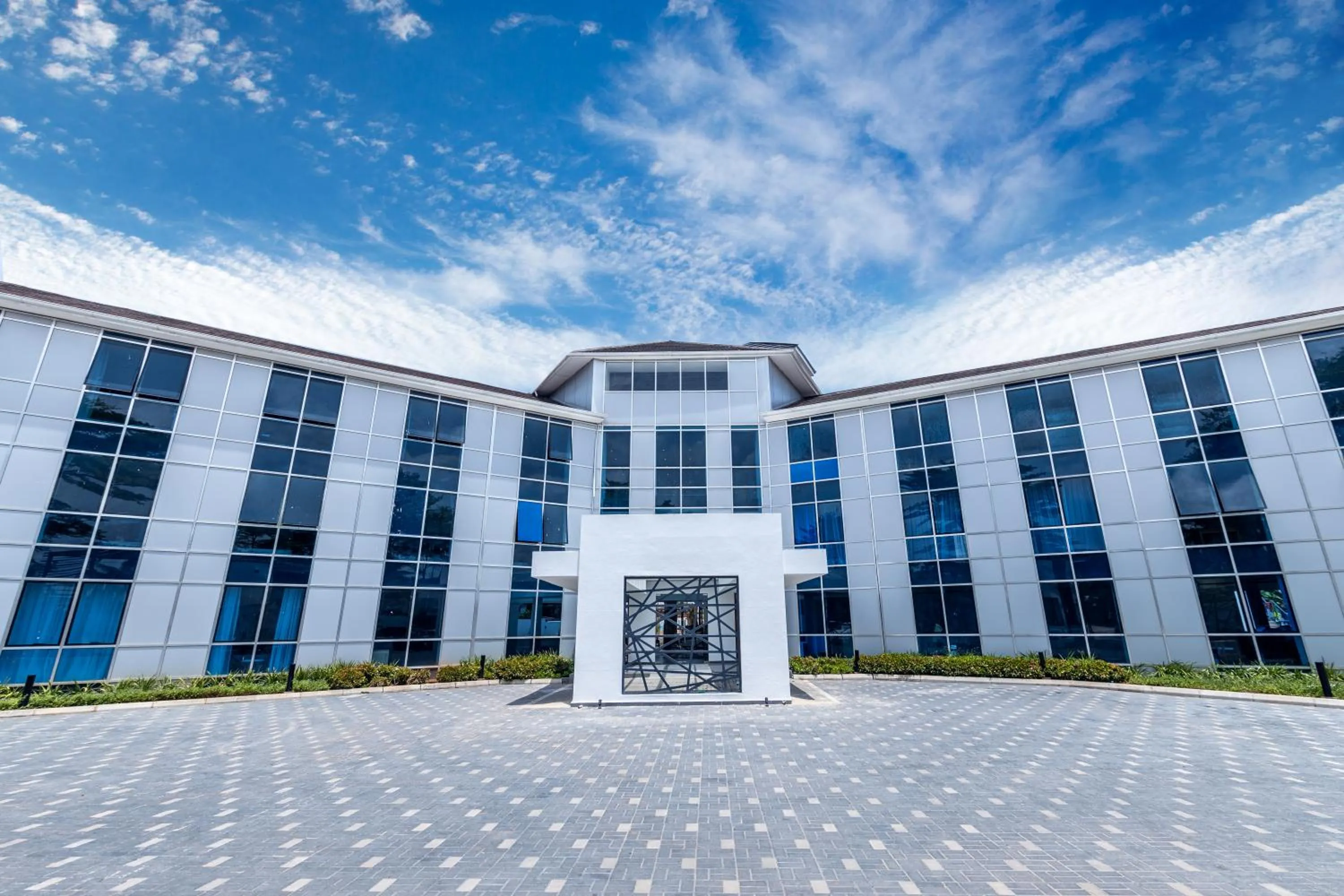 Property building in Giraffe Beach Hotel